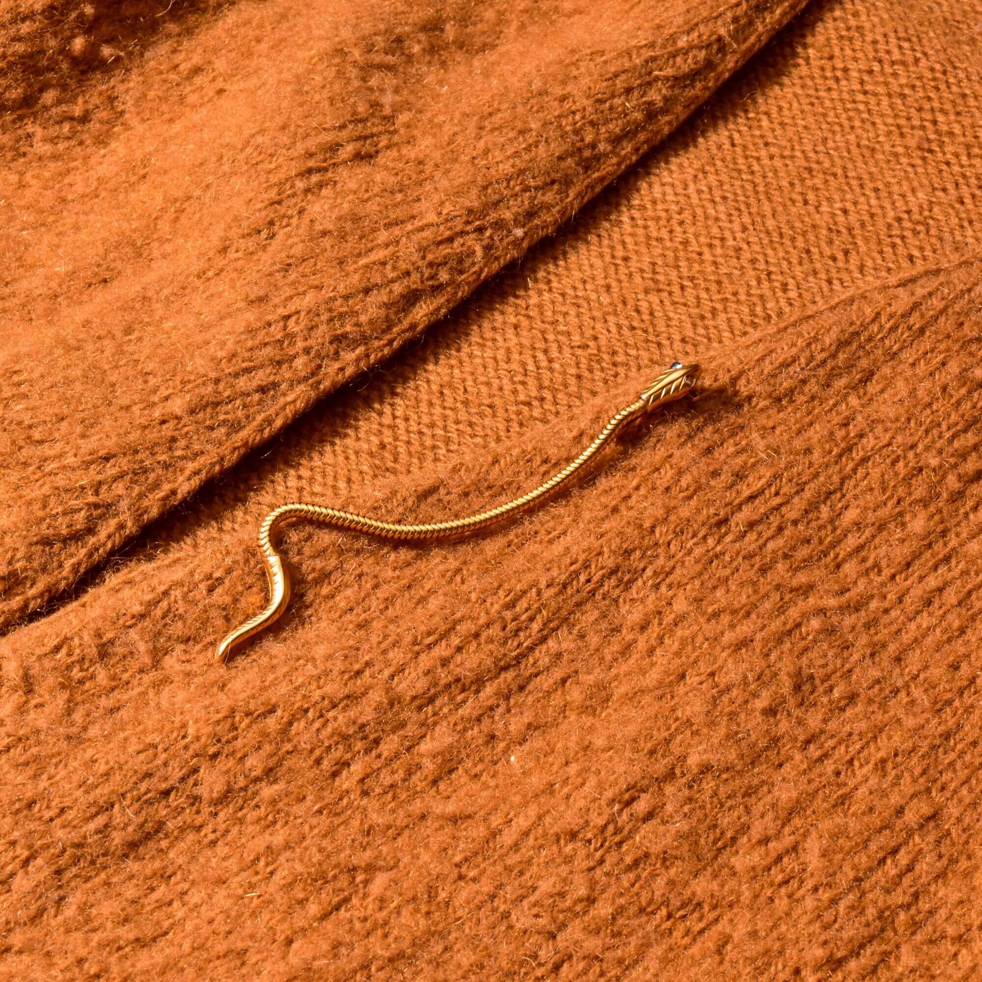 Gold Filled Serpent Snake Chain Tie Pin, Blue Jeweled Eyes, Vintage Sweater-Clip, Estate Jewelry, 9.5cm