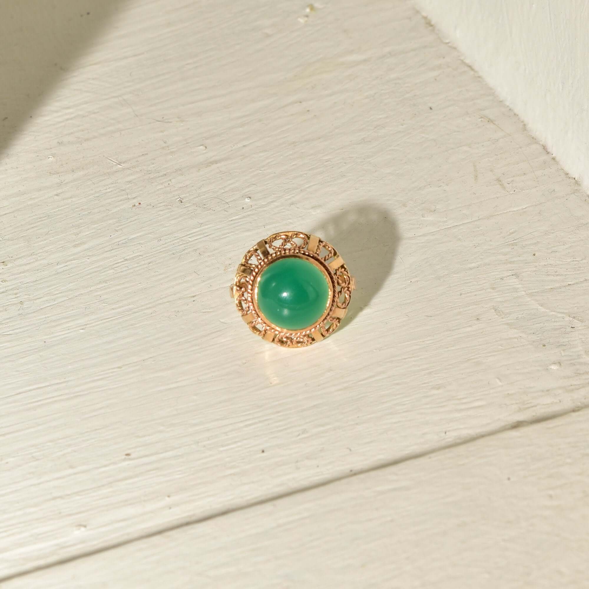Chrysoprase Bombe Ring In 14K Yellow Gold, Ornate Filigree Designs, Vintage Cocktail Ring, Size 7 US