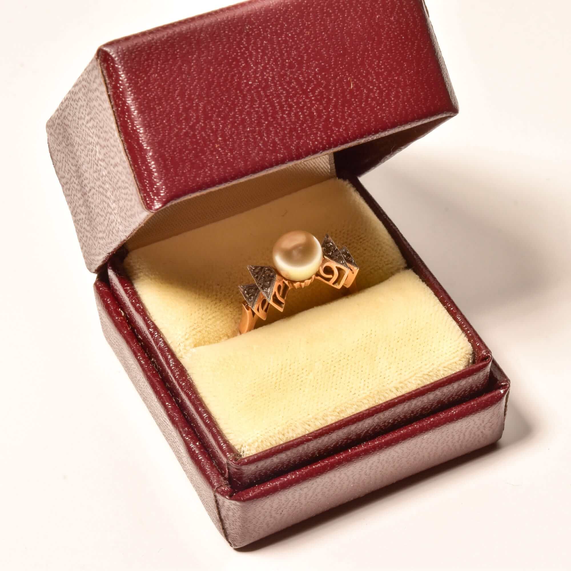 Art Deco Two-Tone Pearl Diamond Accent Ring In 18K Gold