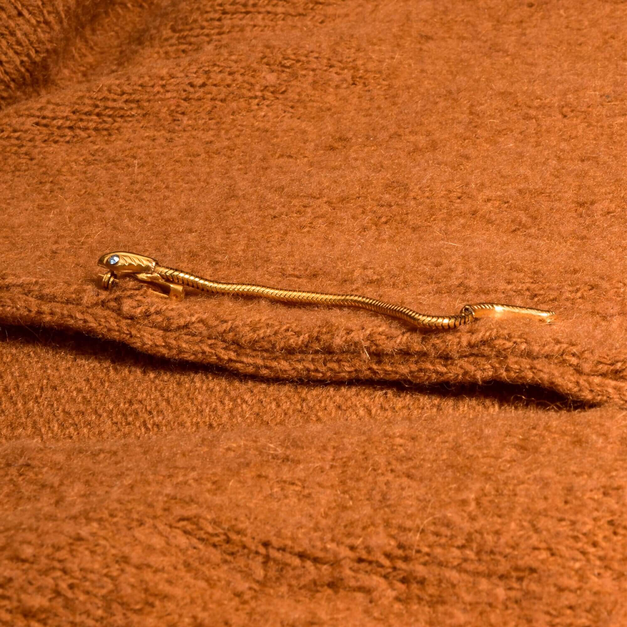 Gold Filled Serpent Snake Chain Tie Pin, Blue Jeweled Eyes, Vintage Sweater-Clip, Estate Jewelry, 9.5cm