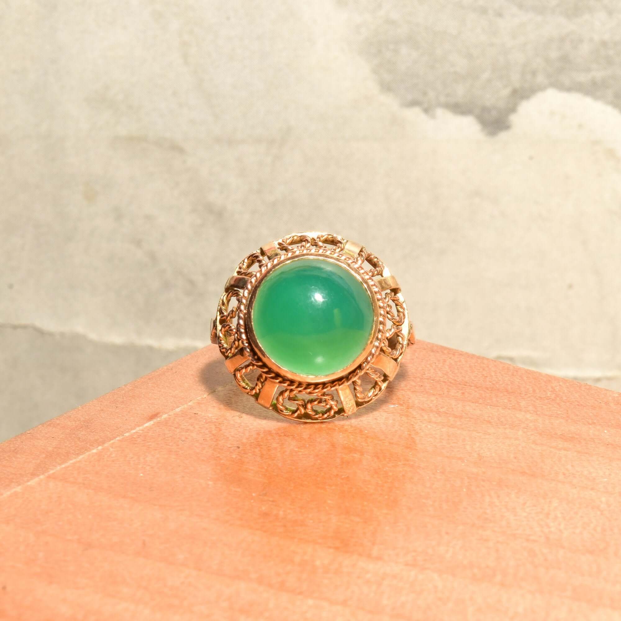 Chrysoprase Bombe Ring In 14K Yellow Gold, Ornate Filigree Designs, Vintage Cocktail Ring, Size 7 US