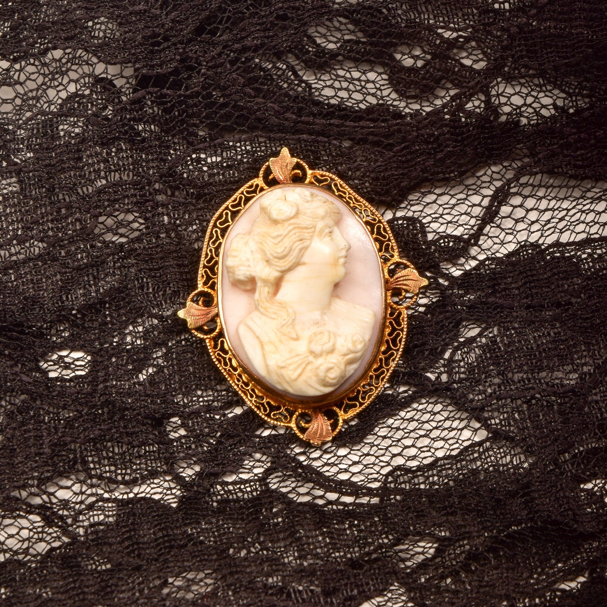 10K Pink Cameo Pendant Brooch Pin, Yellow Gold Filigree Setting, Floral Motifs, Estate Jewelry, 35mm