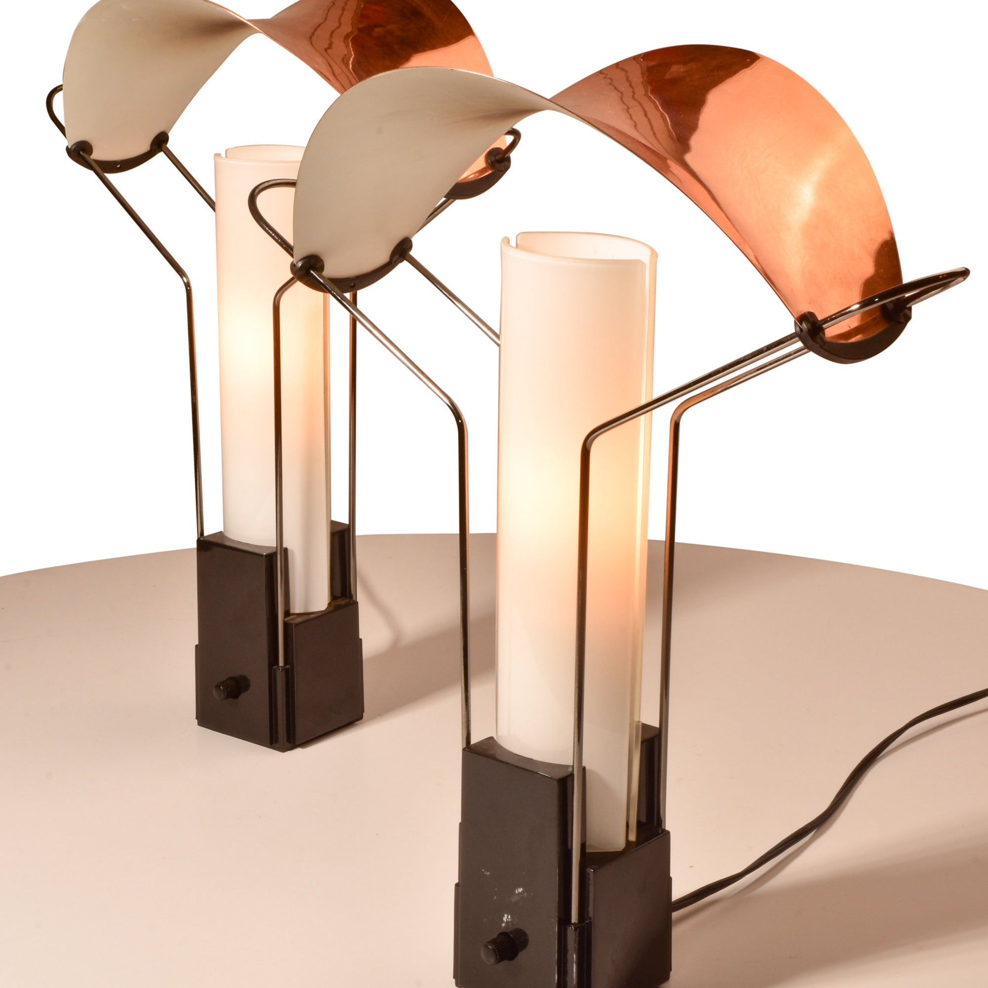 Original 1980's Arteluce "Palio" Dimmer Table Desk Lamp Pair Set, Copper Shade, Made in Italy, Working, 16" H - Good's Vintage