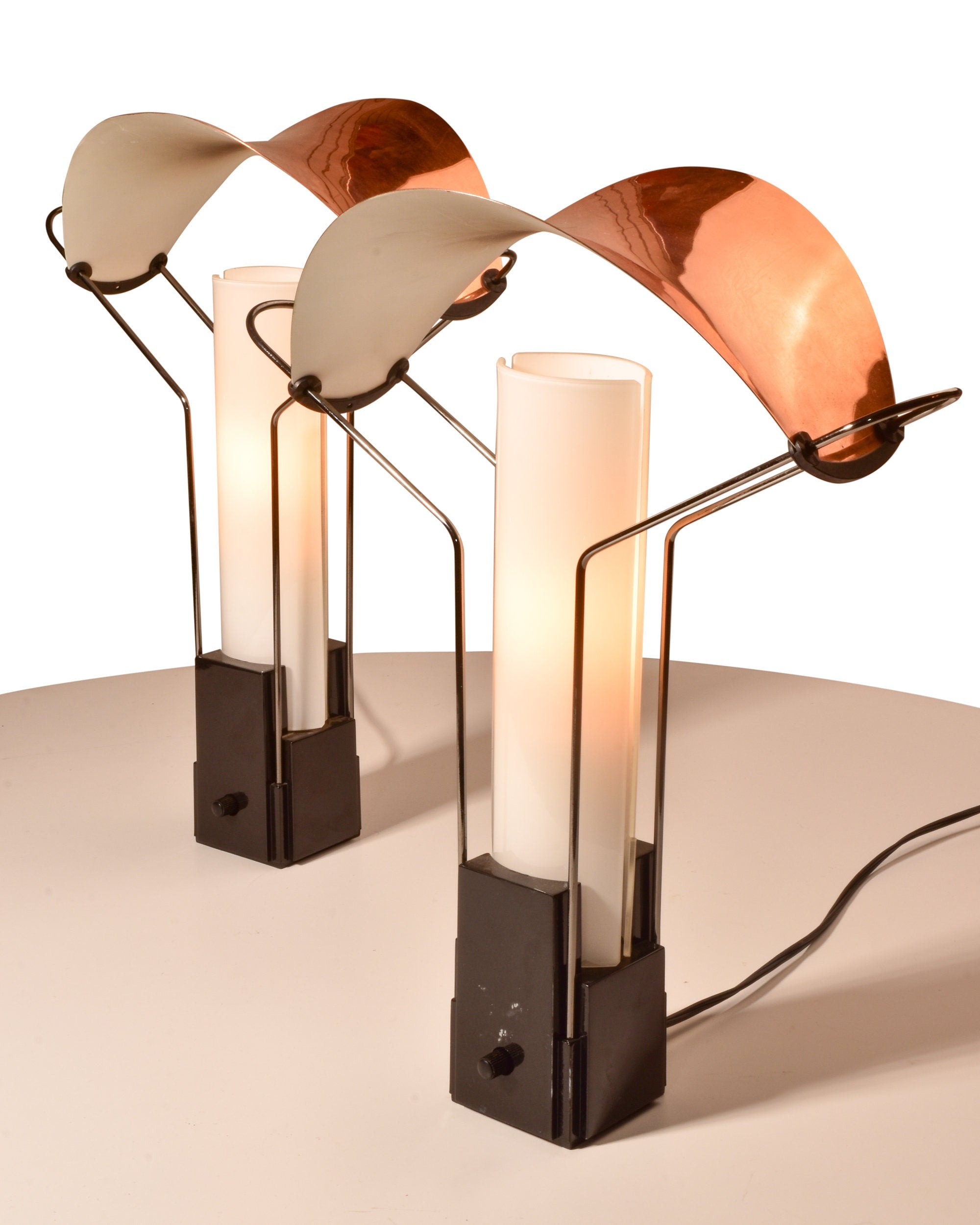 Original 1980's Arteluce "Palio" Dimmer Table Desk Lamp Pair Set, Copper Shade, Made in Italy, Working, 16" H - Good's Vintage