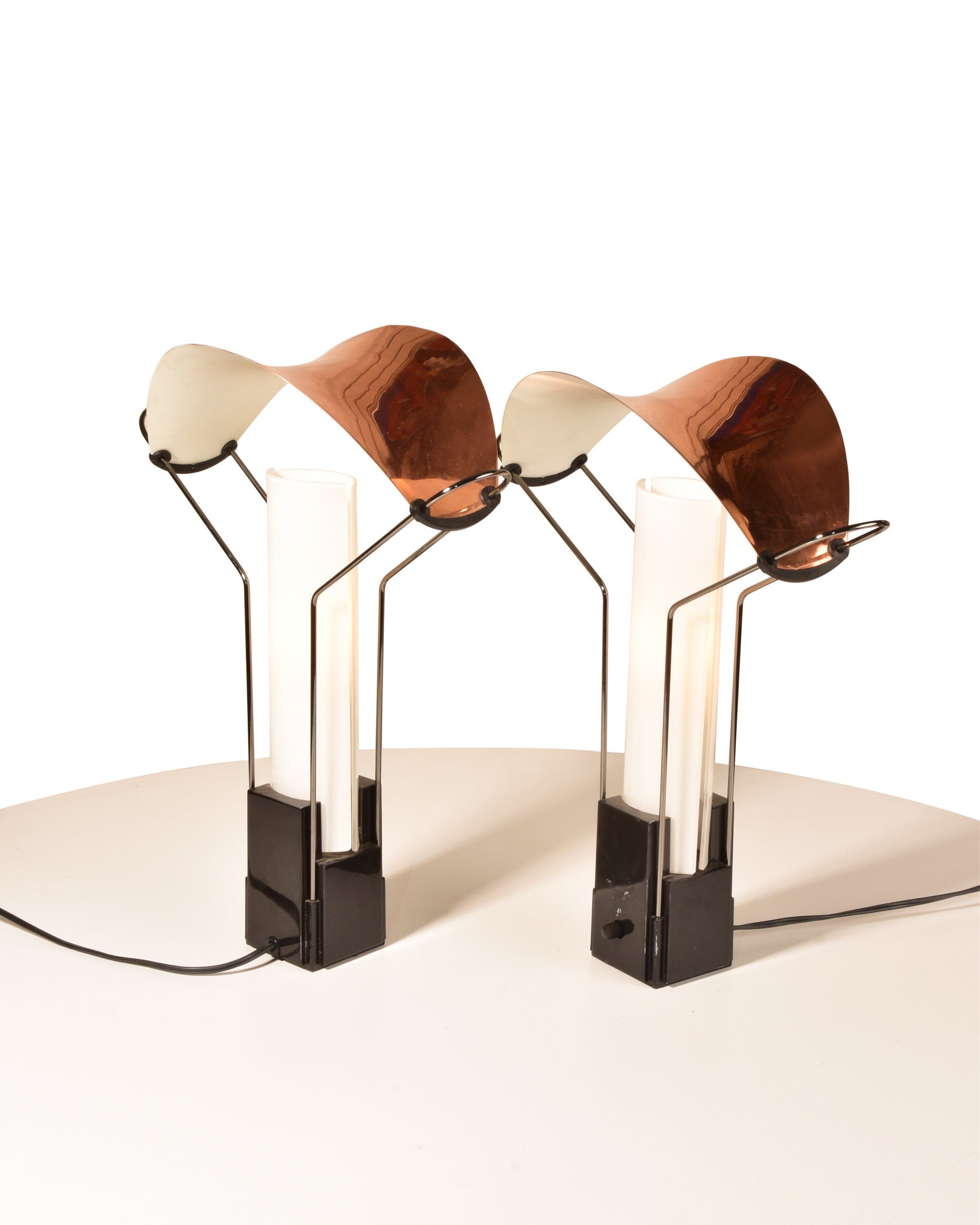 Original 1980's Arteluce "Palio" Dimmer Table Desk Lamp Pair Set, Copper Shade, Made in Italy, Working, 16" H - Good's Vintage