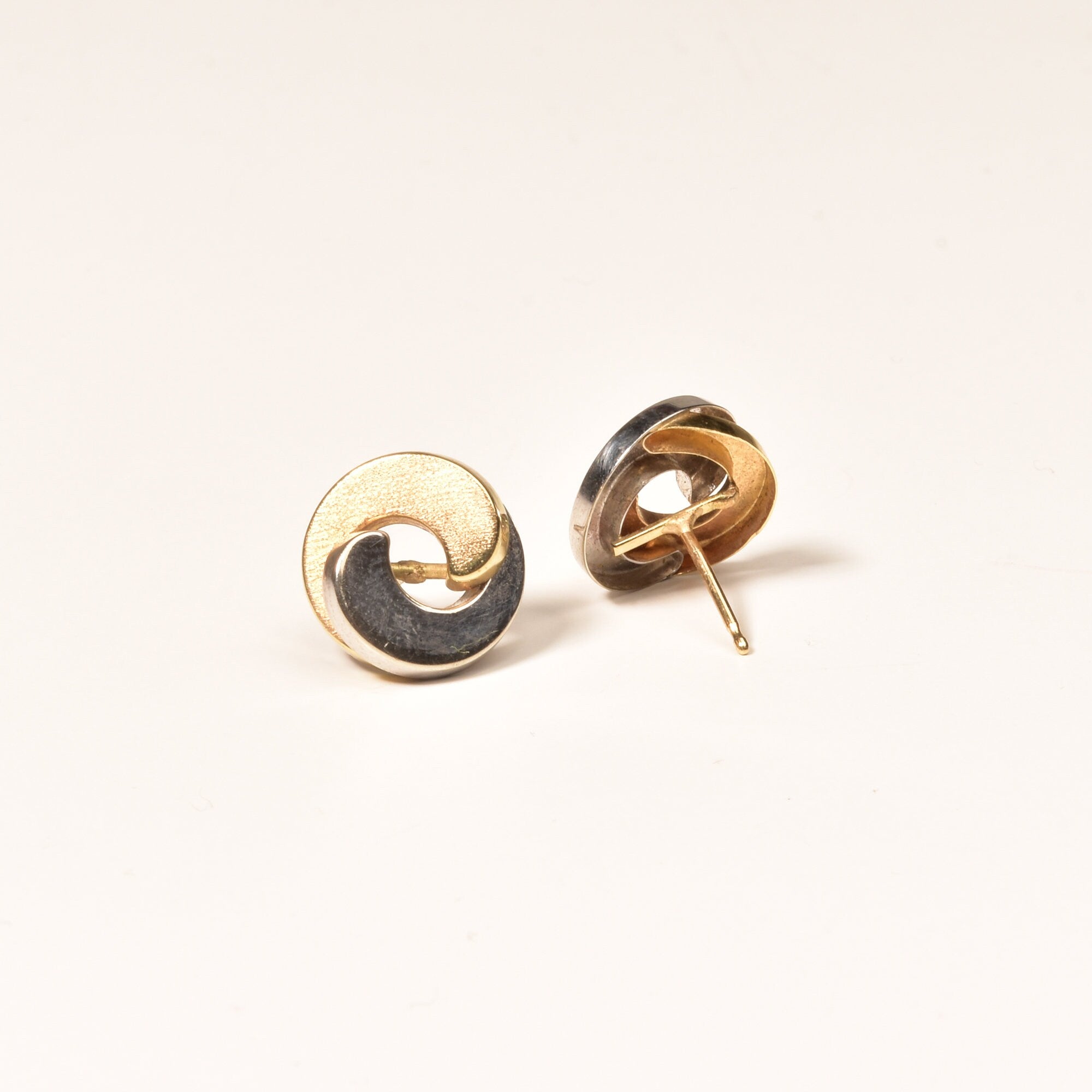 Modernist 14K Two-Tone Gold Swirl Button Studs, Small Circle Stud Earrings, Estate Jewelry, 12.5mm