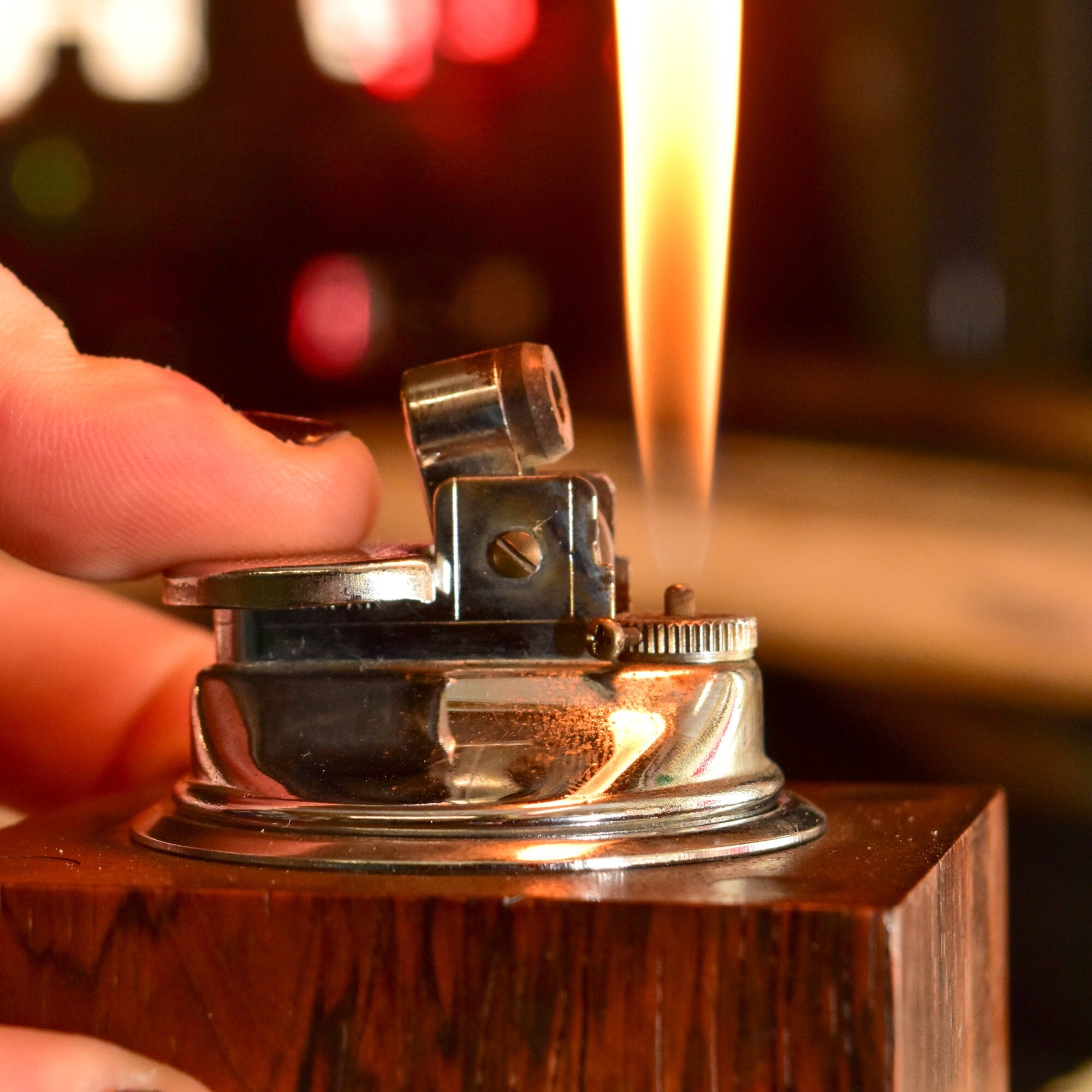 MCM Varaflame "Tivoli" Table Lighter by Ronson, Cube-Shaped Brazilian Rosewood & Brushed Aluminum Desktop Lighter