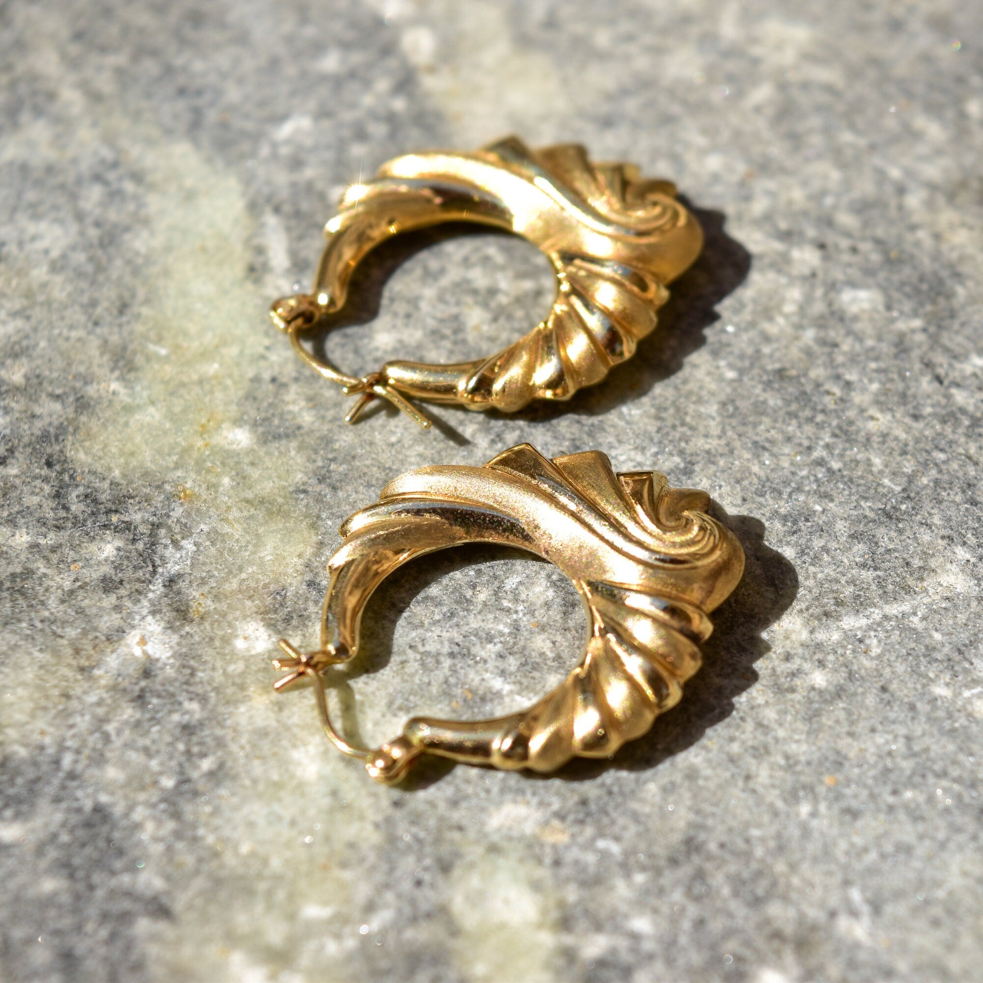 Modernist 14K Brushed Swirl Hoop Earrings, Puffed Yellow Gold Spiral Hoops, Estate Jewelry, 30mm