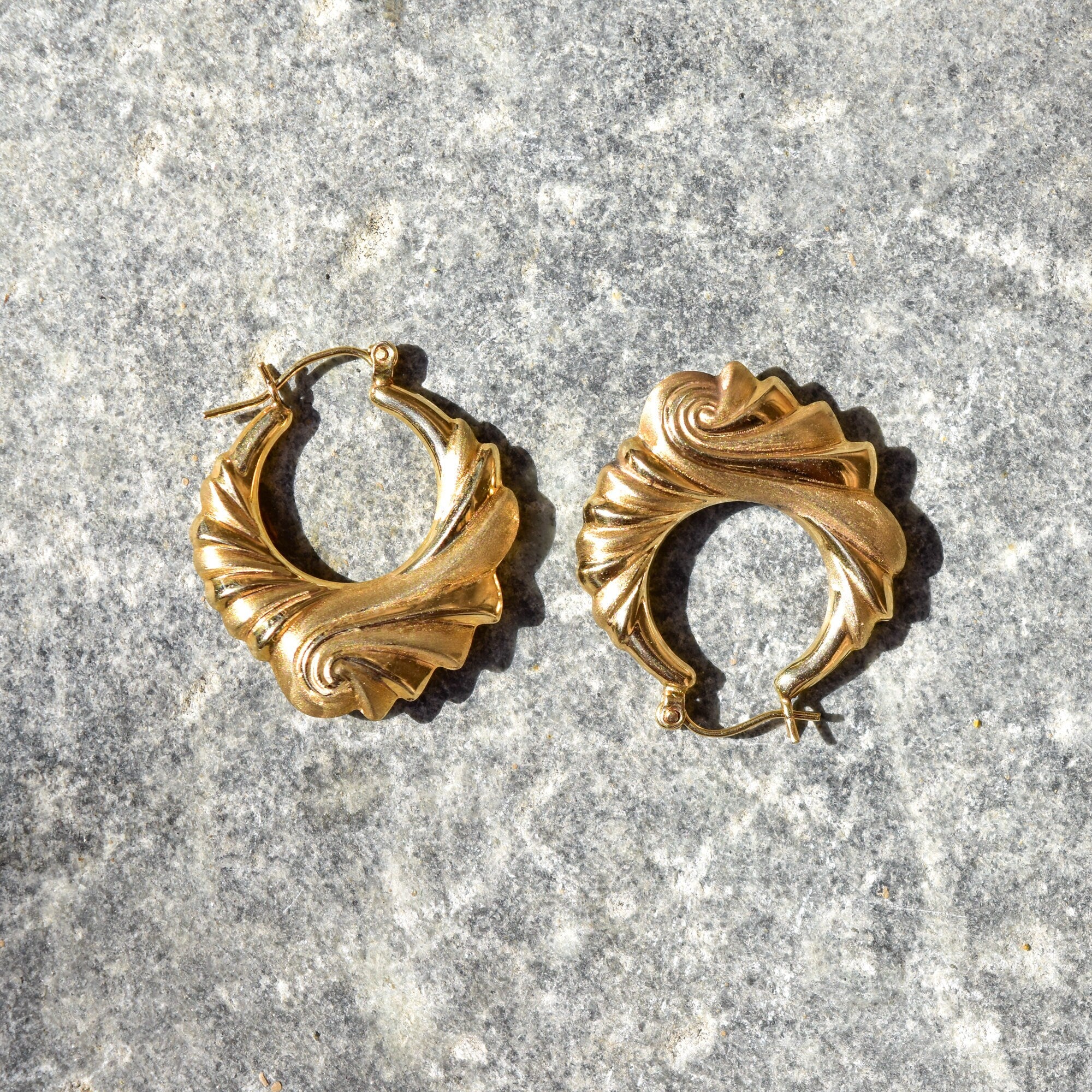 Modernist 14K Brushed Swirl Hoop Earrings, Puffed Yellow Gold Spiral Hoops, Estate Jewelry, 30mm