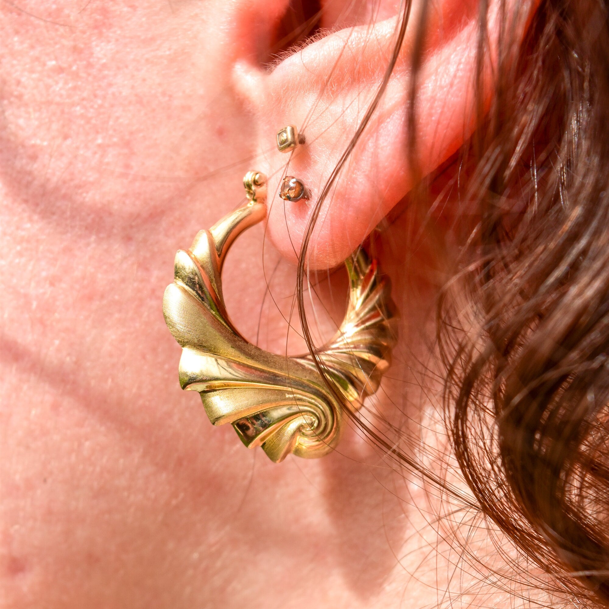 Modernist 14K Brushed Swirl Hoop Earrings, Puffed Yellow Gold Spiral Hoops, Estate Jewelry, 30mm