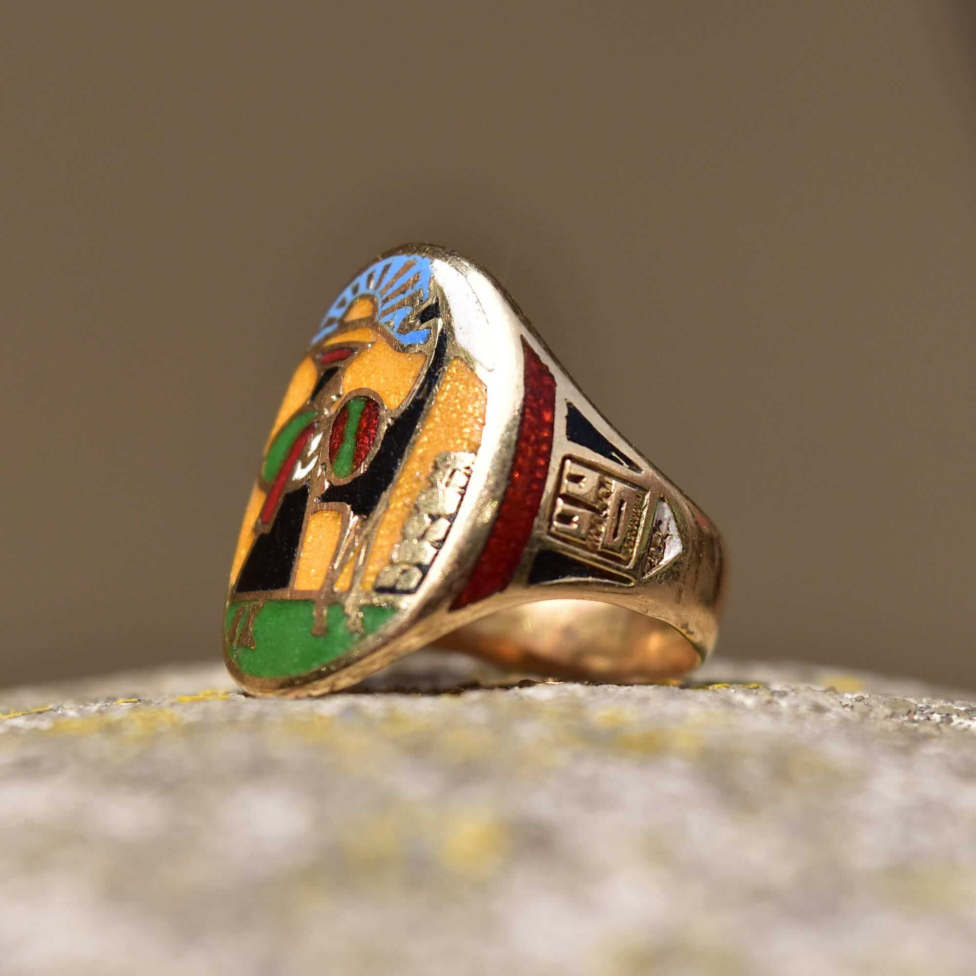 14K ChampleveEnamel Cigar Band Ring, Colorful Scene Of Man & Alpaca, Men's Pinky Ring, Size 4 1/4 US
