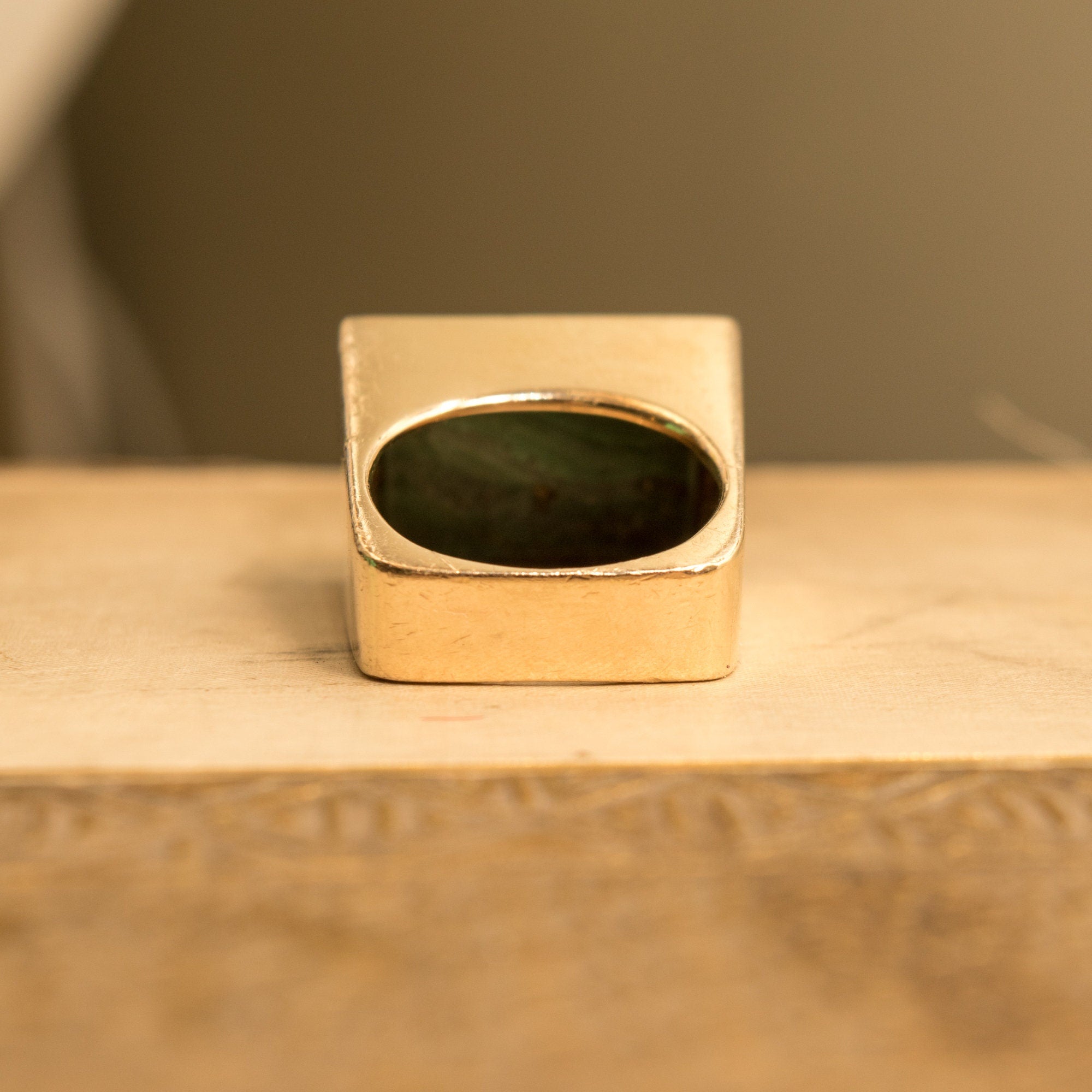 Modernist 14K Malachite Tall Square Ring, Polished Geometric Design, Estate Jewelry, 6 US