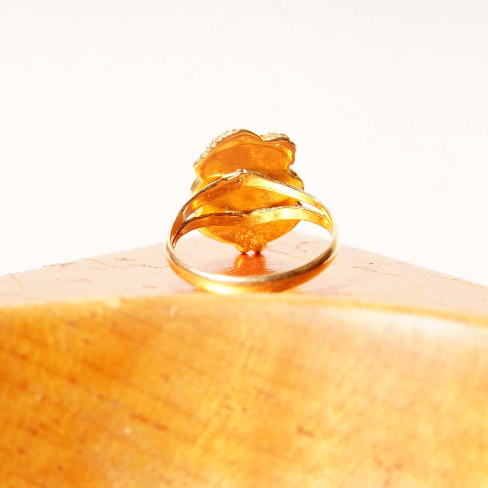 14K Yellow Gold Flower/Leaf Opal Ring