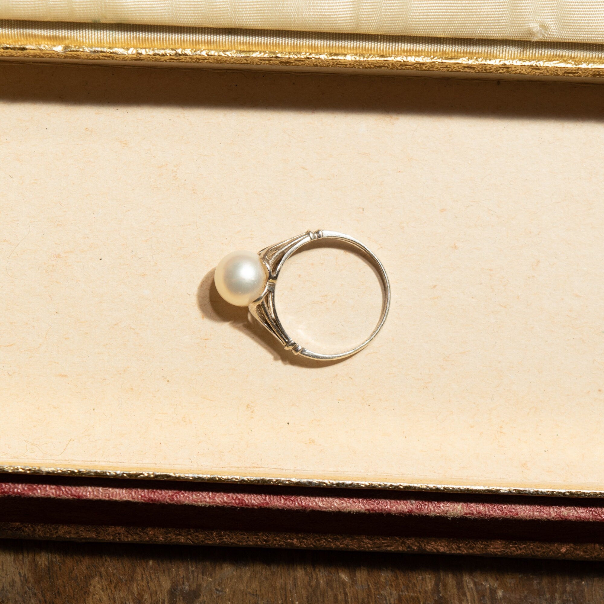 Elegant Sterling Silver Pearl Solitaire Ring, Art Nouveau Style, Estate Jewelry, 7 3/4 US