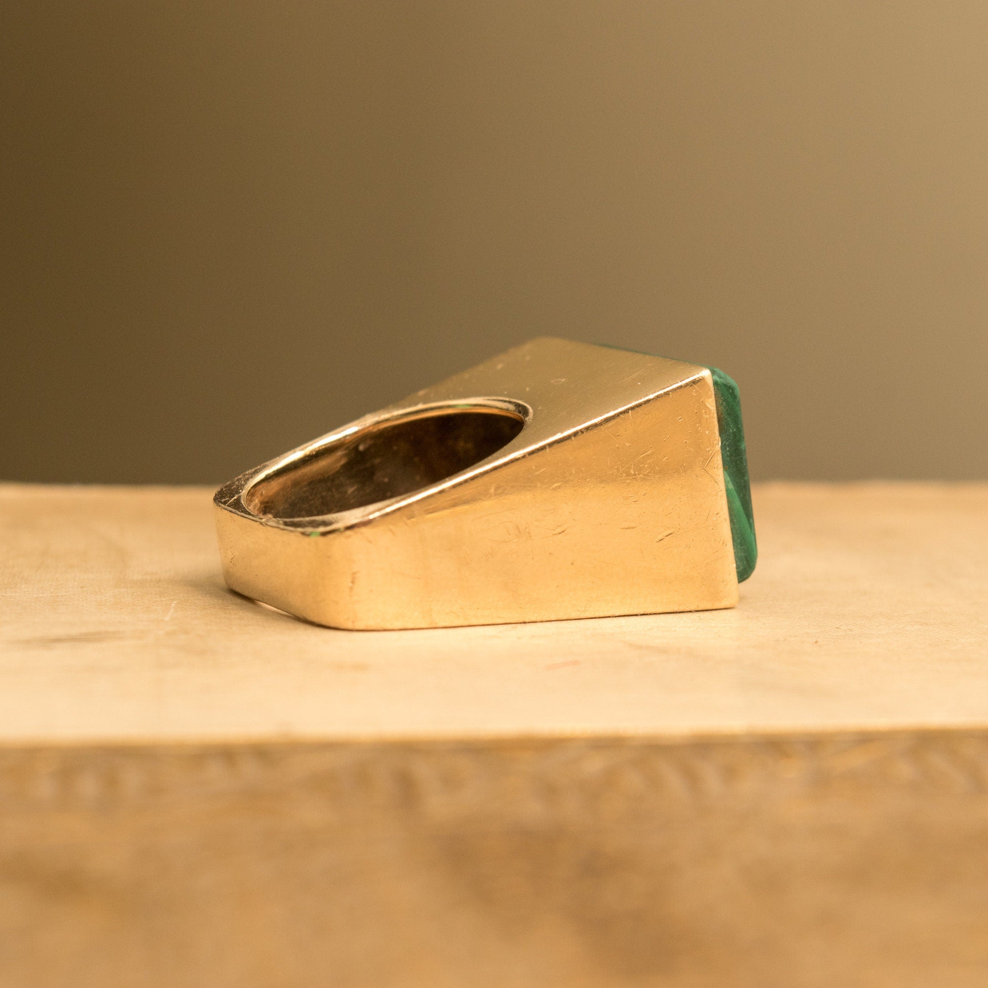 Modernist 14K Malachite Tall Square Ring, Polished Geometric Design, Estate Jewelry, 6 US