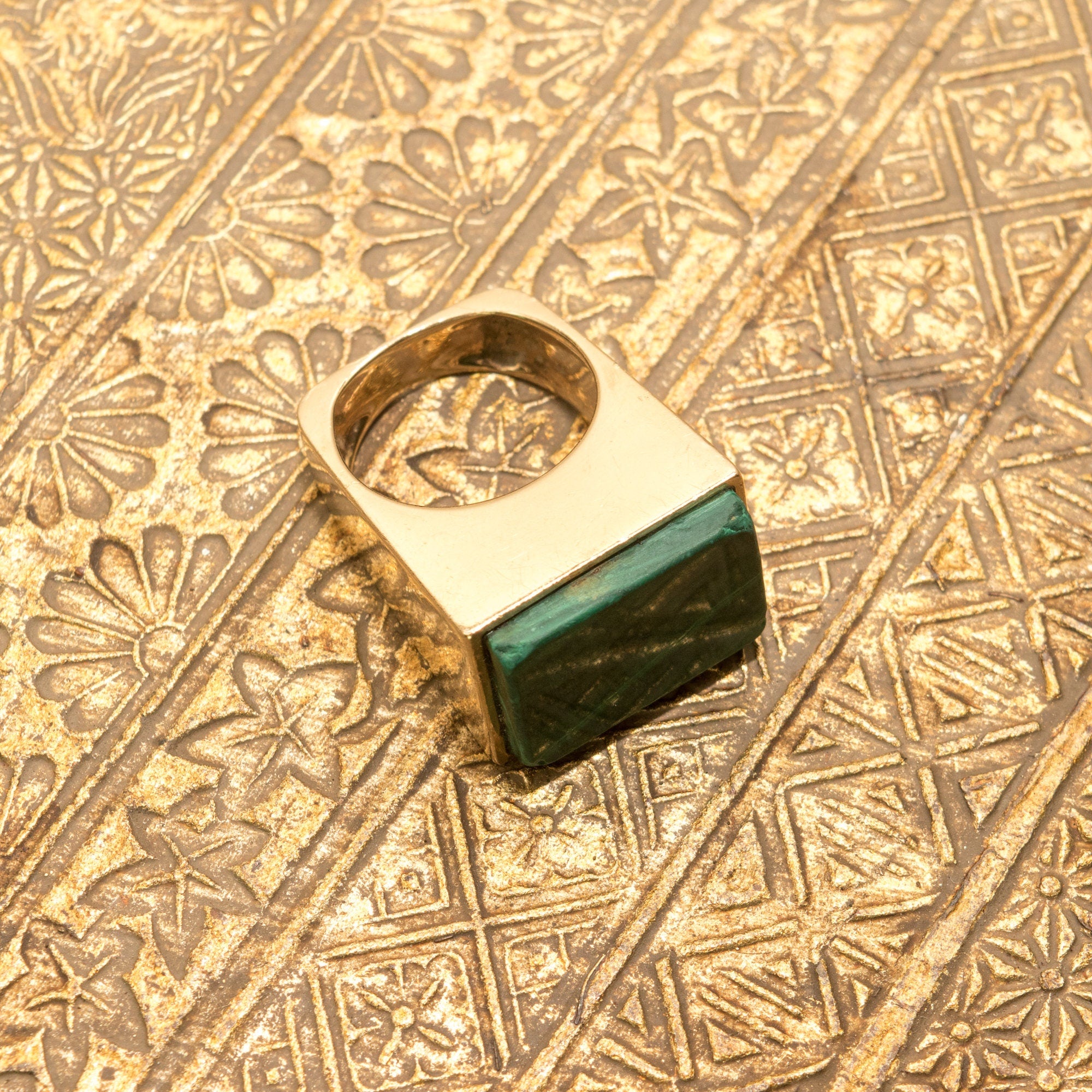 Modernist 14K Malachite Tall Square Ring, Polished Geometric Design, Estate Jewelry, 6 US