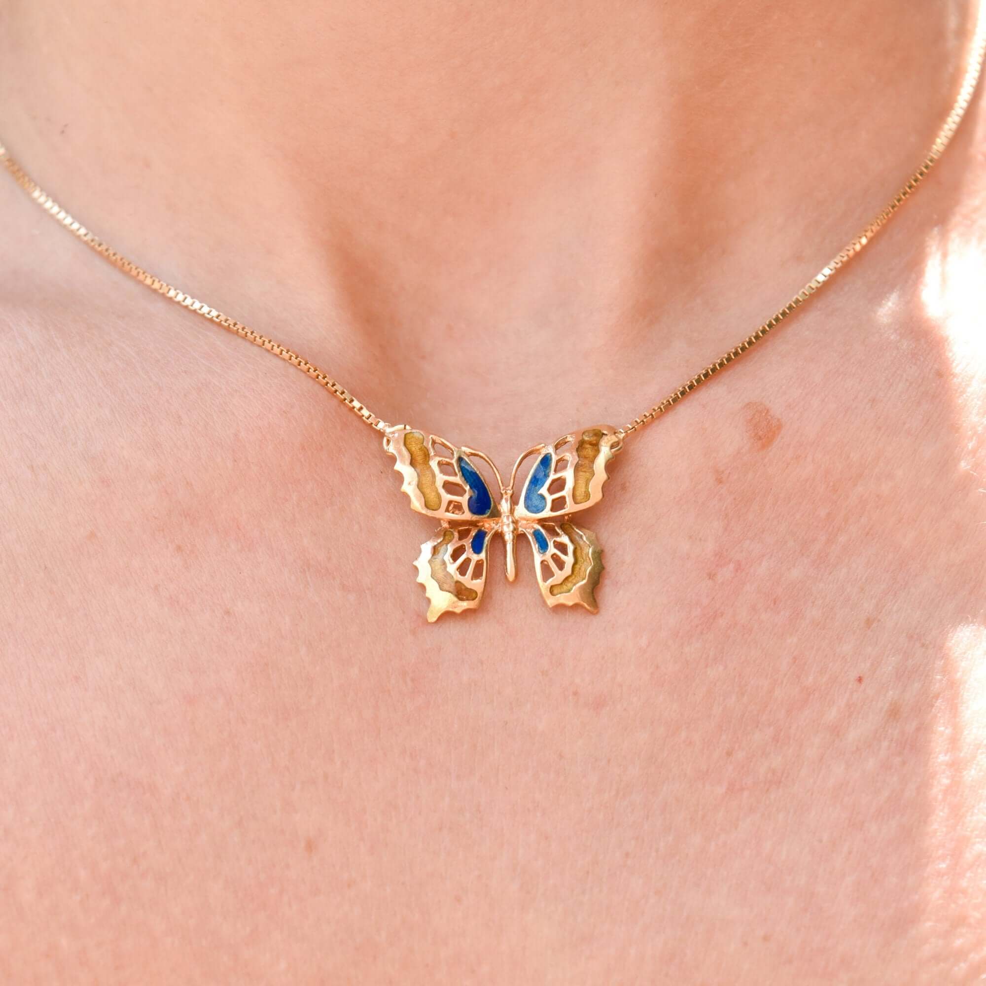 Italian 18K Enamel Butterfly Pendant Necklace, Elegant Yellow Gold Necklace, Estate Jewelry, 15 1/2" L