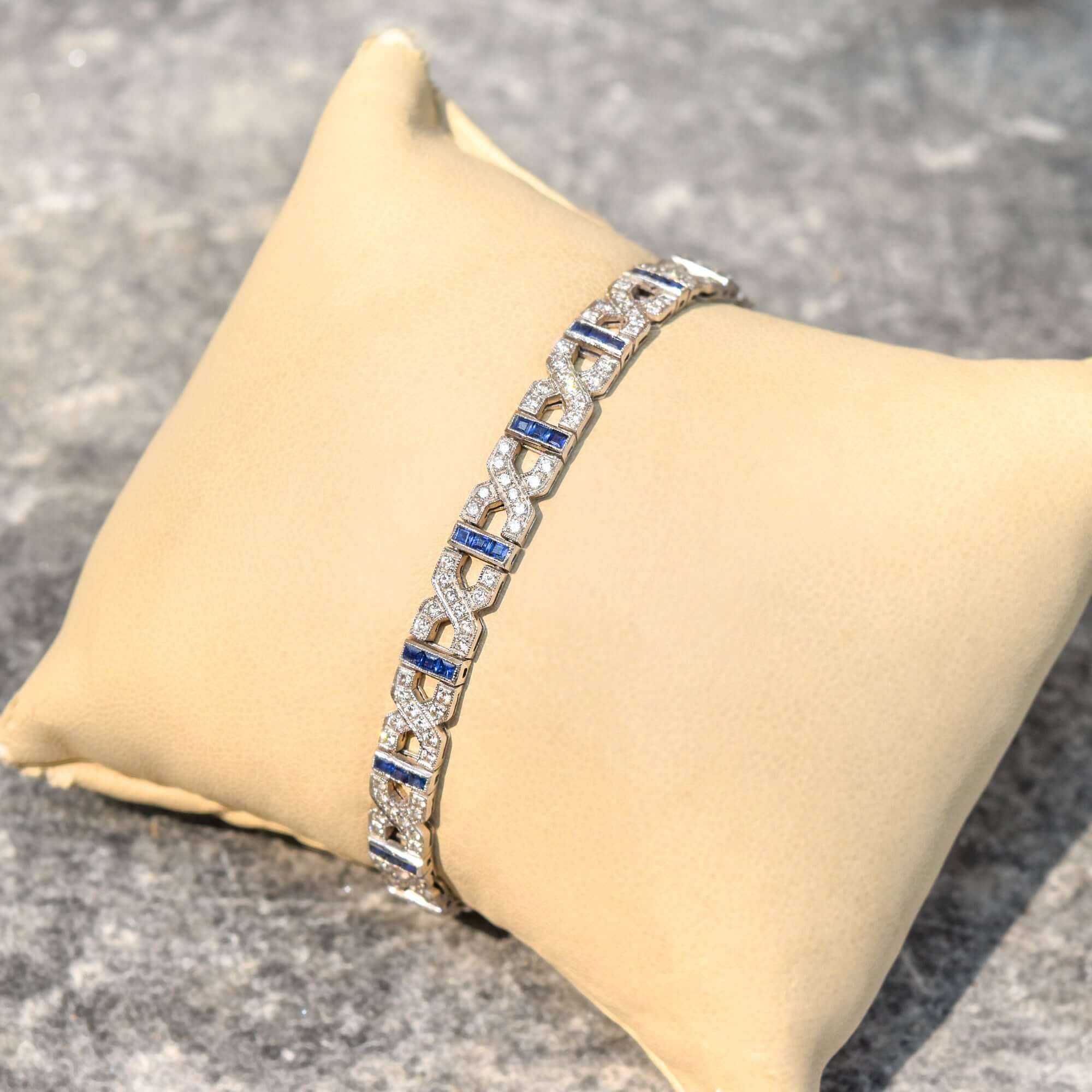 18K White Gold Diamond Sapphire Infinity Link Bracelet