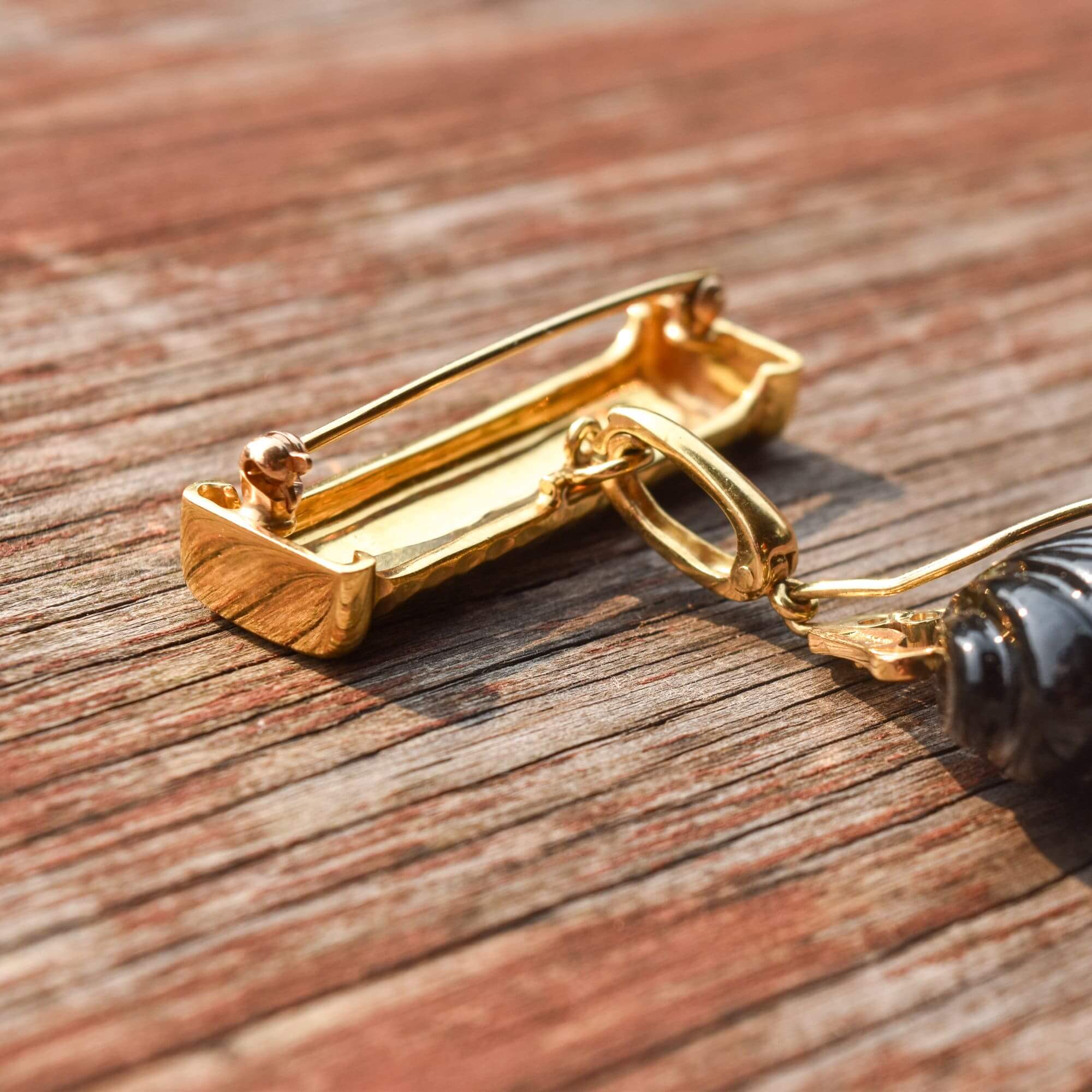 Andrew Clunn 18K Diamond Onyx Shell Dangle Brooch, Hammered Yellow Gold Bar Pin W/ Removable Pendant, 6cm