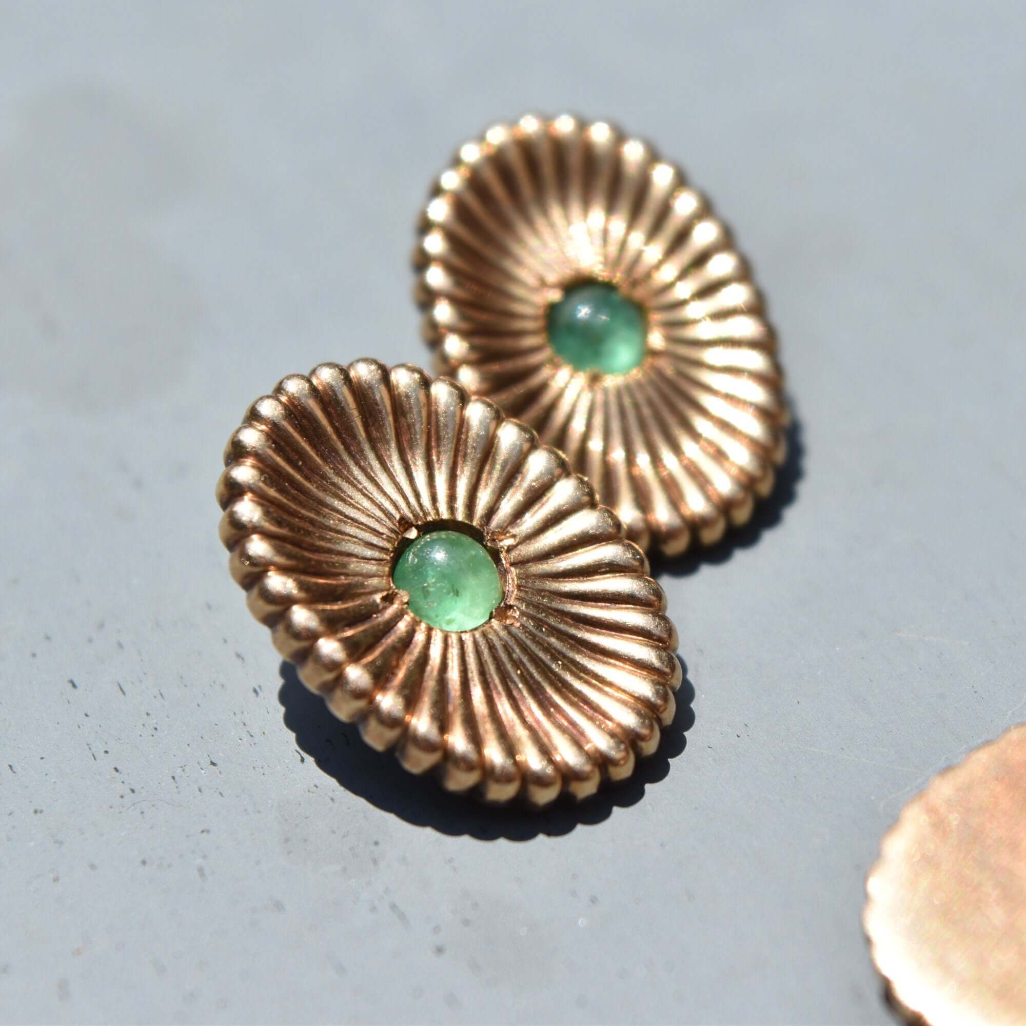 Estate 14K Yellow Gold Green Cabochon Cufflinks, Handmade Chain Link Cufflinks, Vintage Men's Jewelry