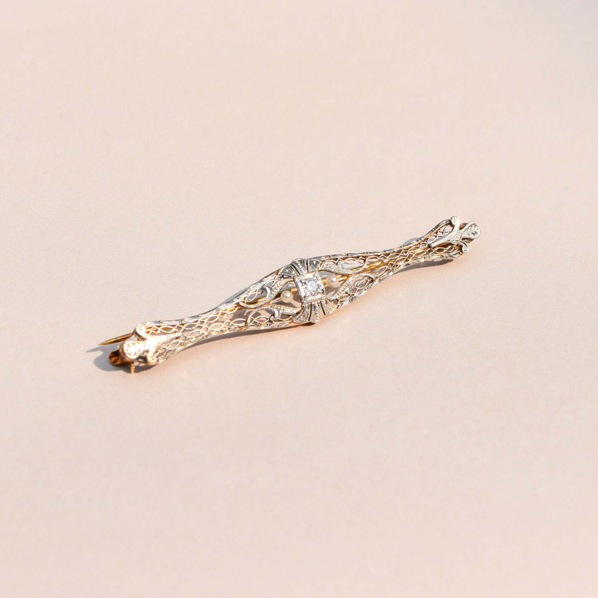 Edwardian 14K Platinum Filigree Diamond Seed Pearl Bar Pin, OEC Diamond, Estate Jewelry, 61mm