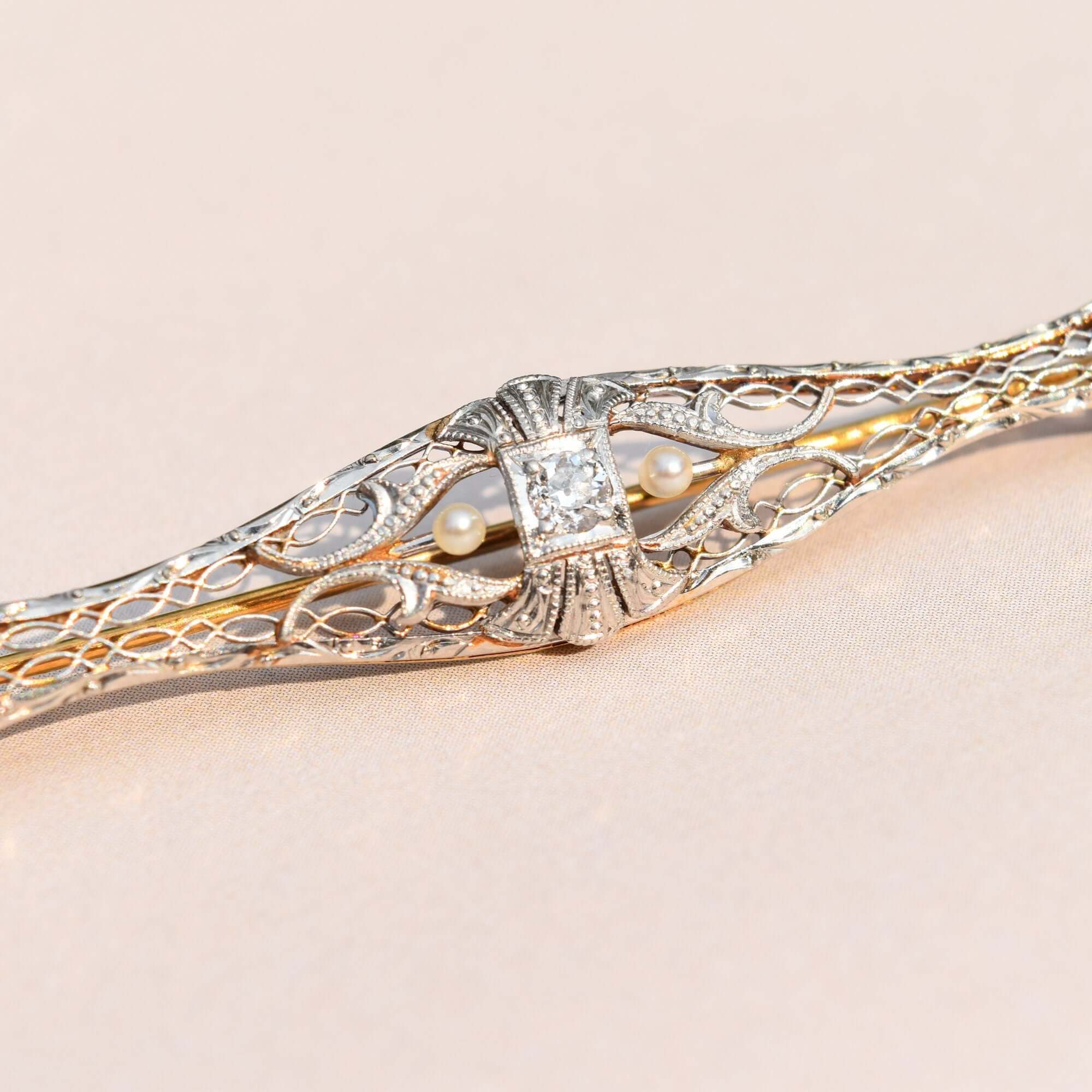 Edwardian 14K Platinum Filigree Diamond Seed Pearl Bar Pin, OEC Diamond, Estate Jewelry, 61mm