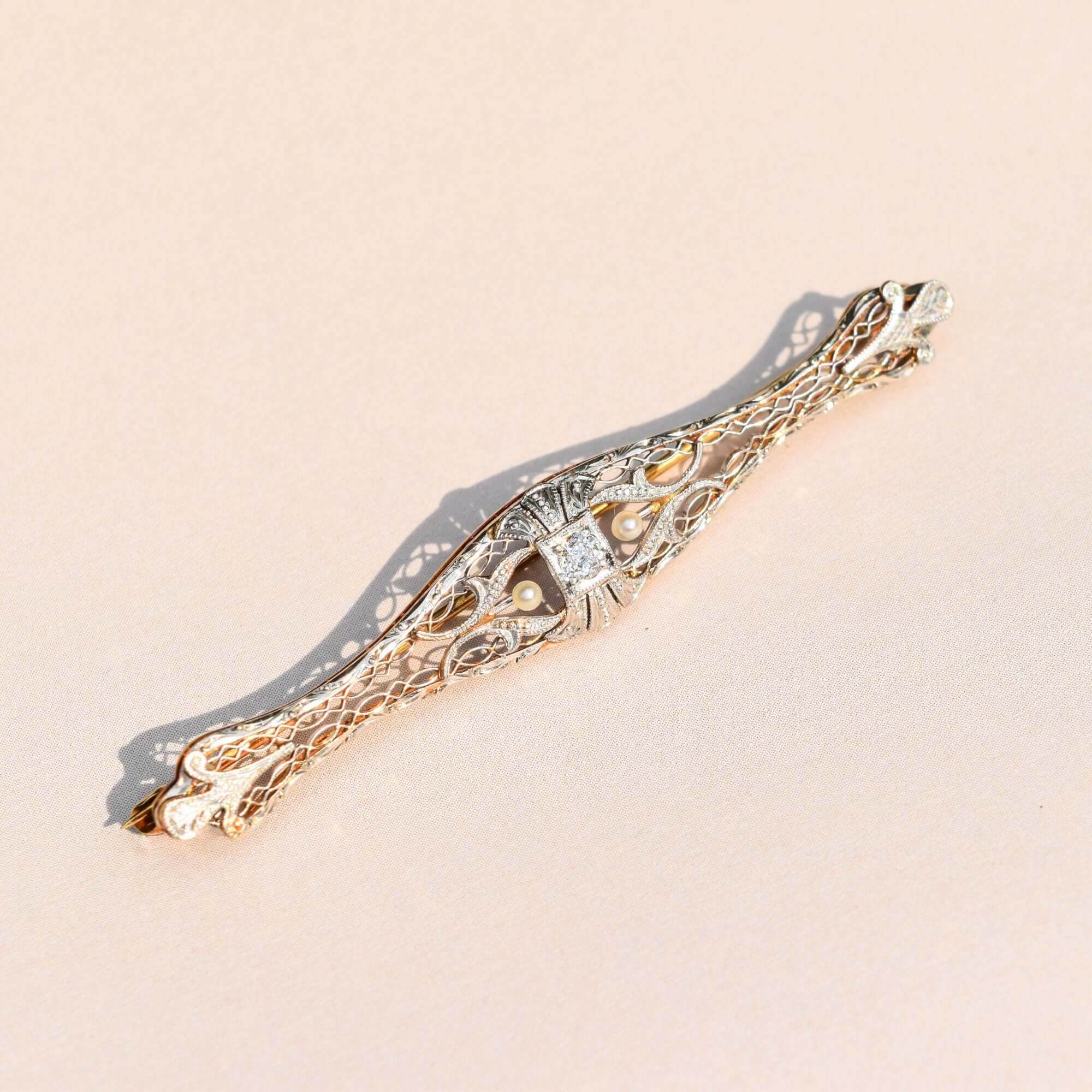 Edwardian 14K Platinum Filigree Diamond Seed Pearl Bar Pin, OEC Diamond, Estate Jewelry, 61mm