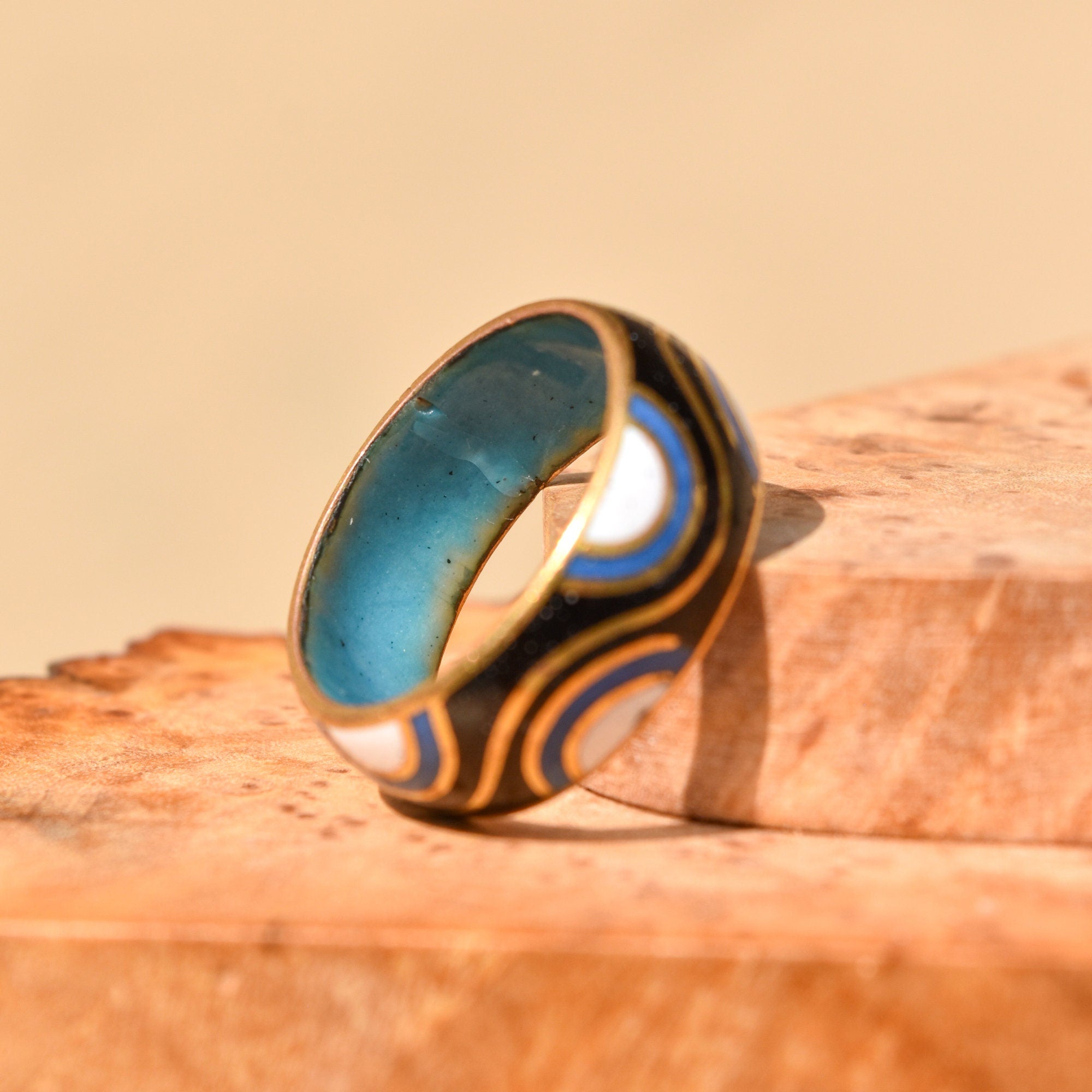 Abstract Cloisonn Enamel Band Ring, Wavy Pattern, Stacking Ring, Estate Jewelry, Size 7 1/2 US