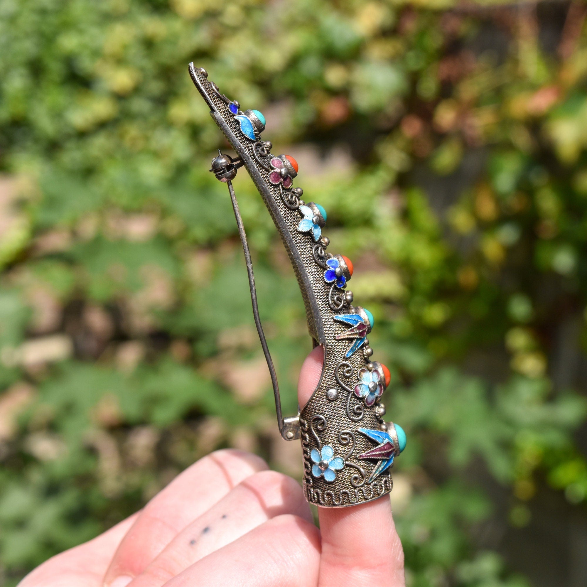 Antique Chinese Enamel Filigree Finger Guard Brooch Pin, Turquoise & Coral Cabochons, Floral Motifs, 8.5cm