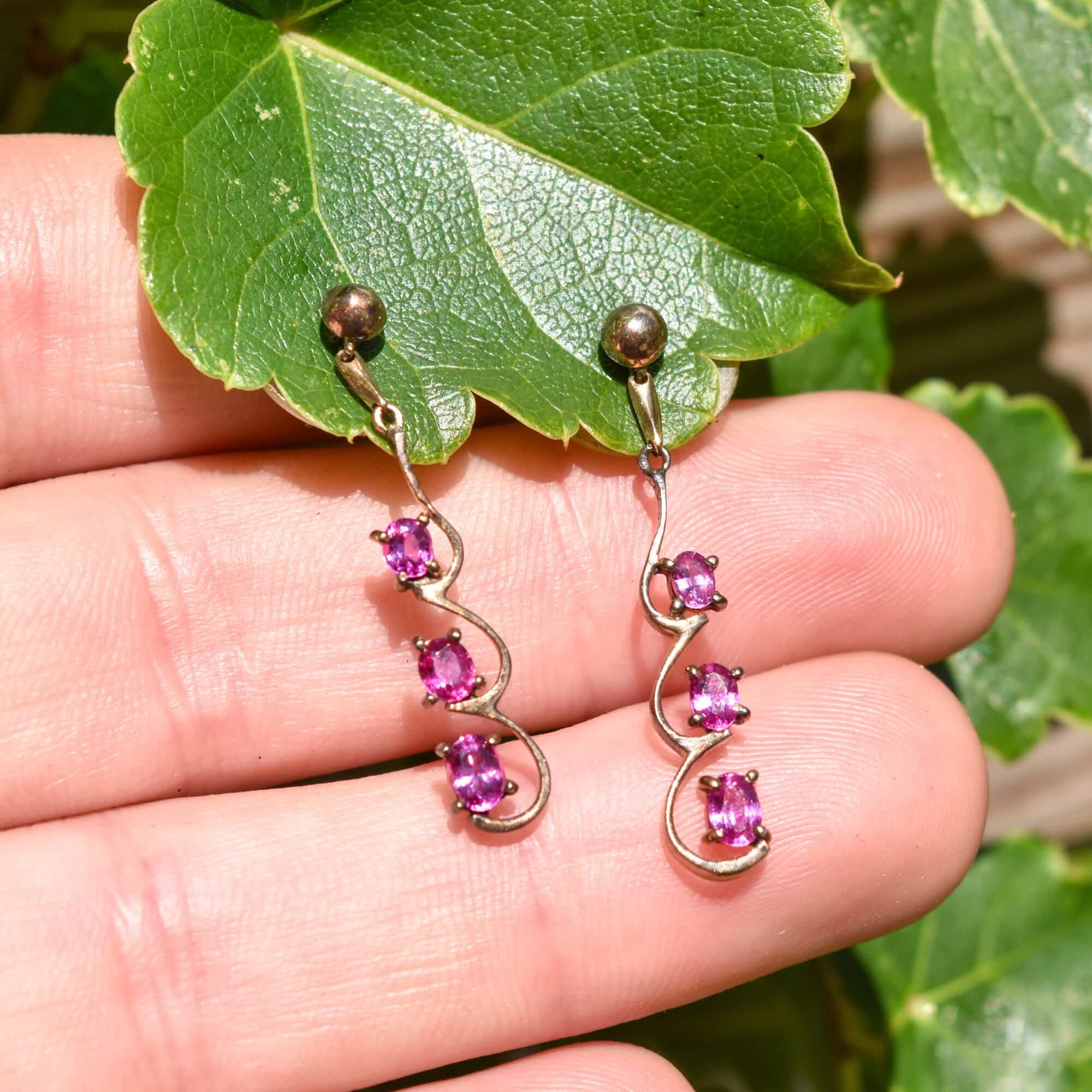 Elegant 14K Pink Tourmaline Pierced Dangle Earrings, Scalloped 3-Stone Earrings, Estate Jewelry, 30mm