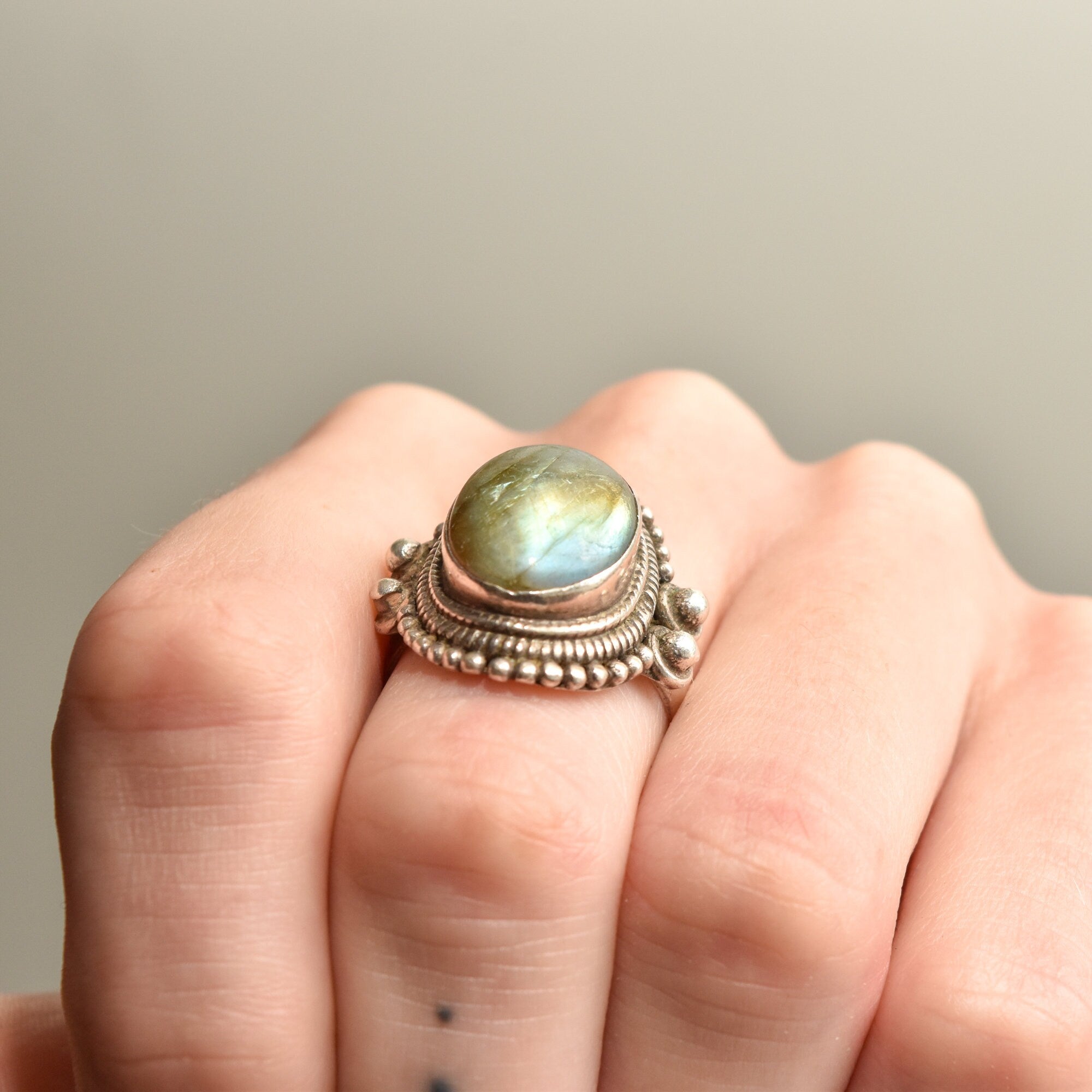 Bohemian Sterling Silver Labradorite Ring, Shield Ring With Iridescent Gemstone, Size 9 US