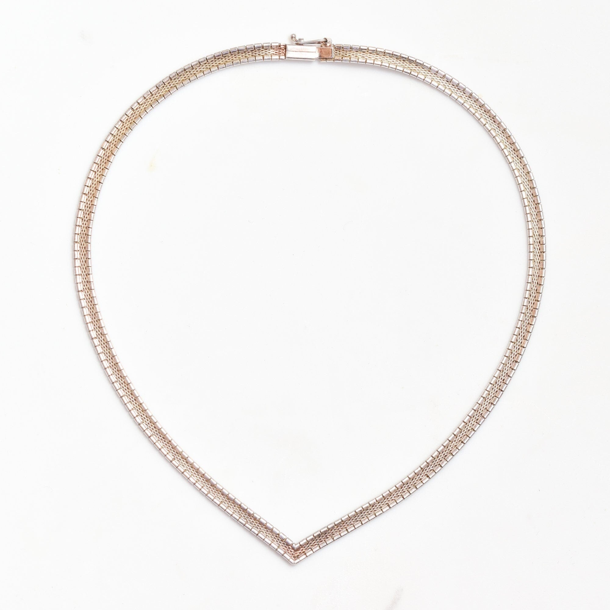 Italian Sterling Silver Chevron Omega Necklace, Modernist V-Shaped Choker, Estate Jewelry, 15.75"
