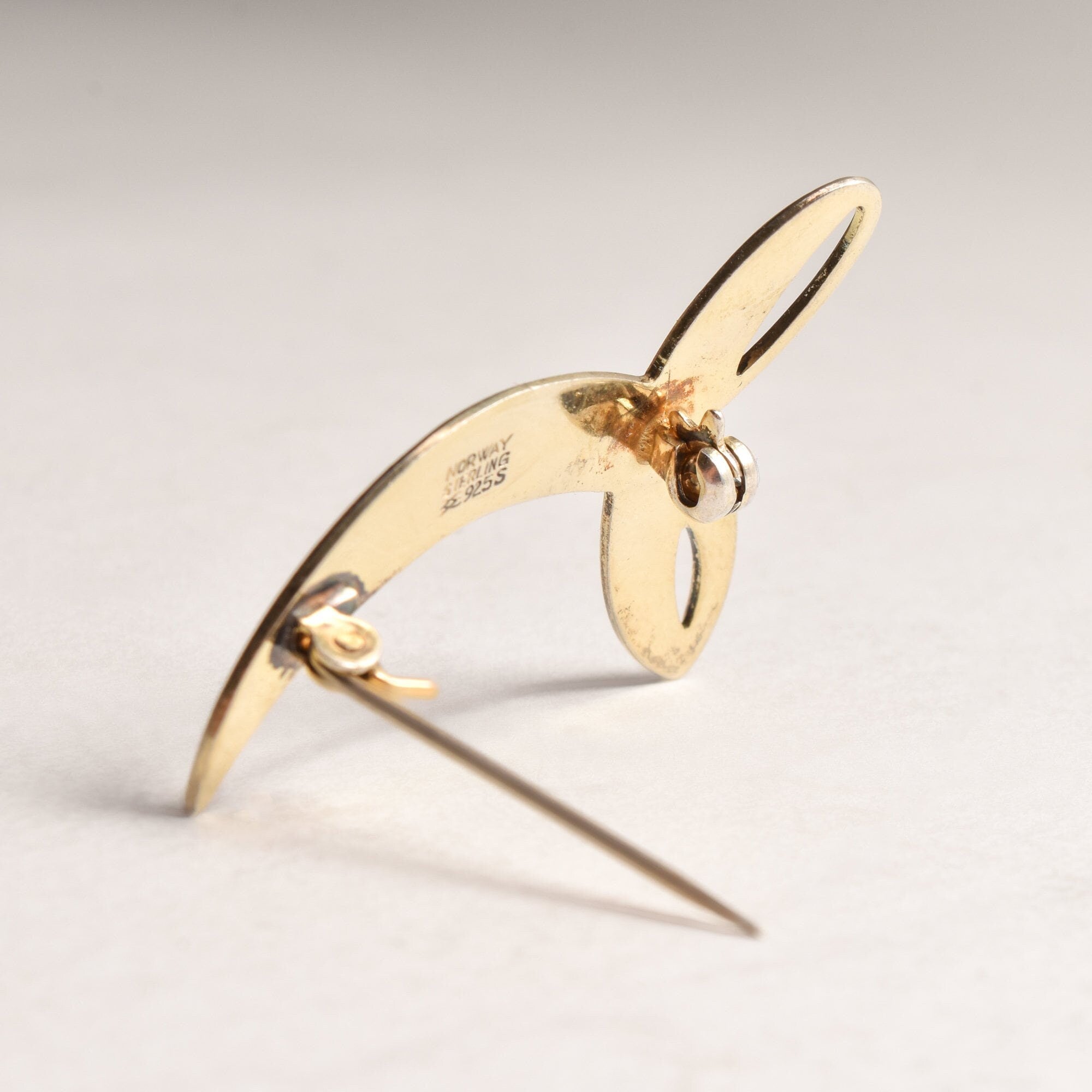 Signed Aksel Holmsen Norway Sterling Gilt White Enamel Guilloche Brooch, Modernist Abstract Design, 44mm