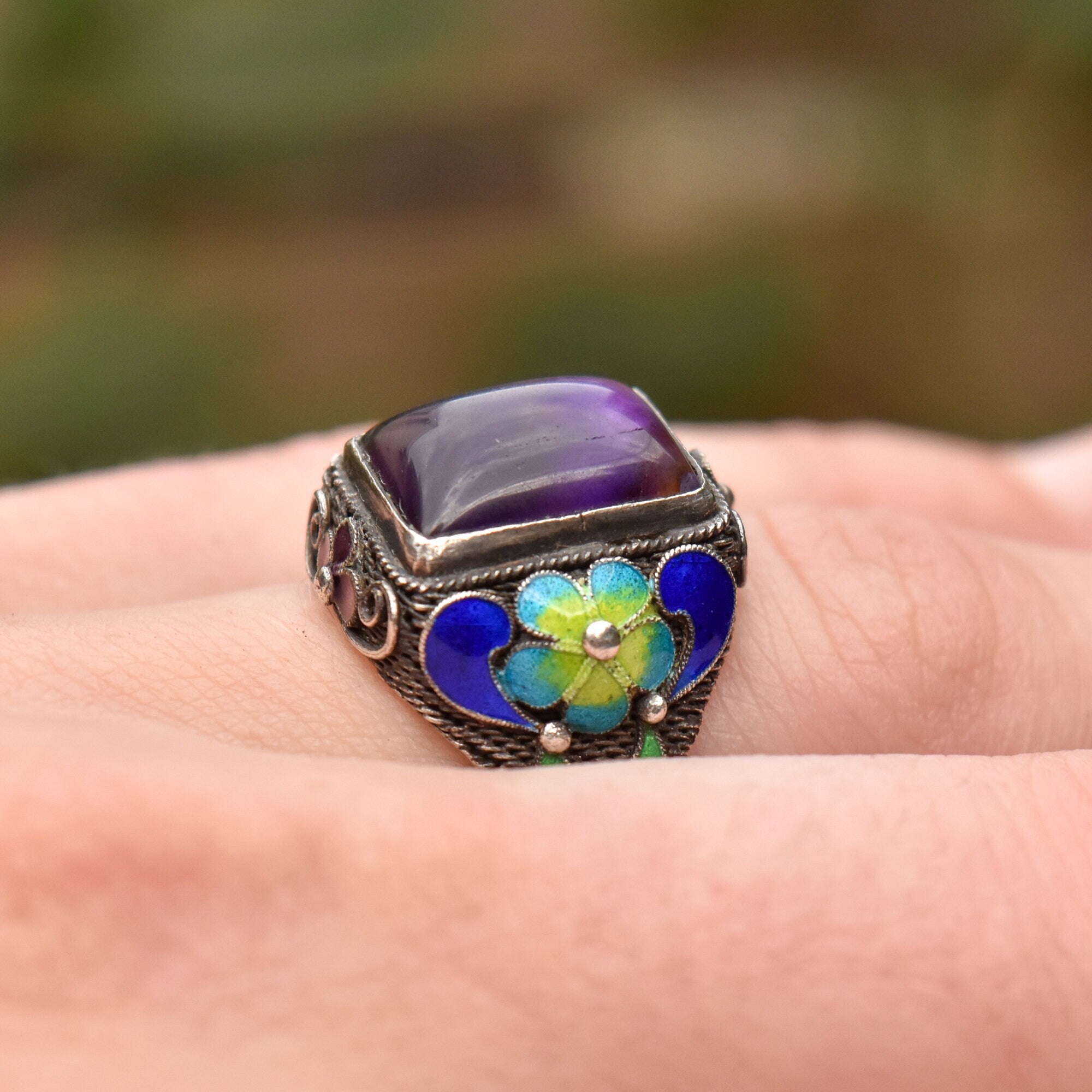 Chinese Silver Filigree Enamel Amethyst Ring, Beautiful Floral Motifs, Estate Jewelry, Size 7-10 US