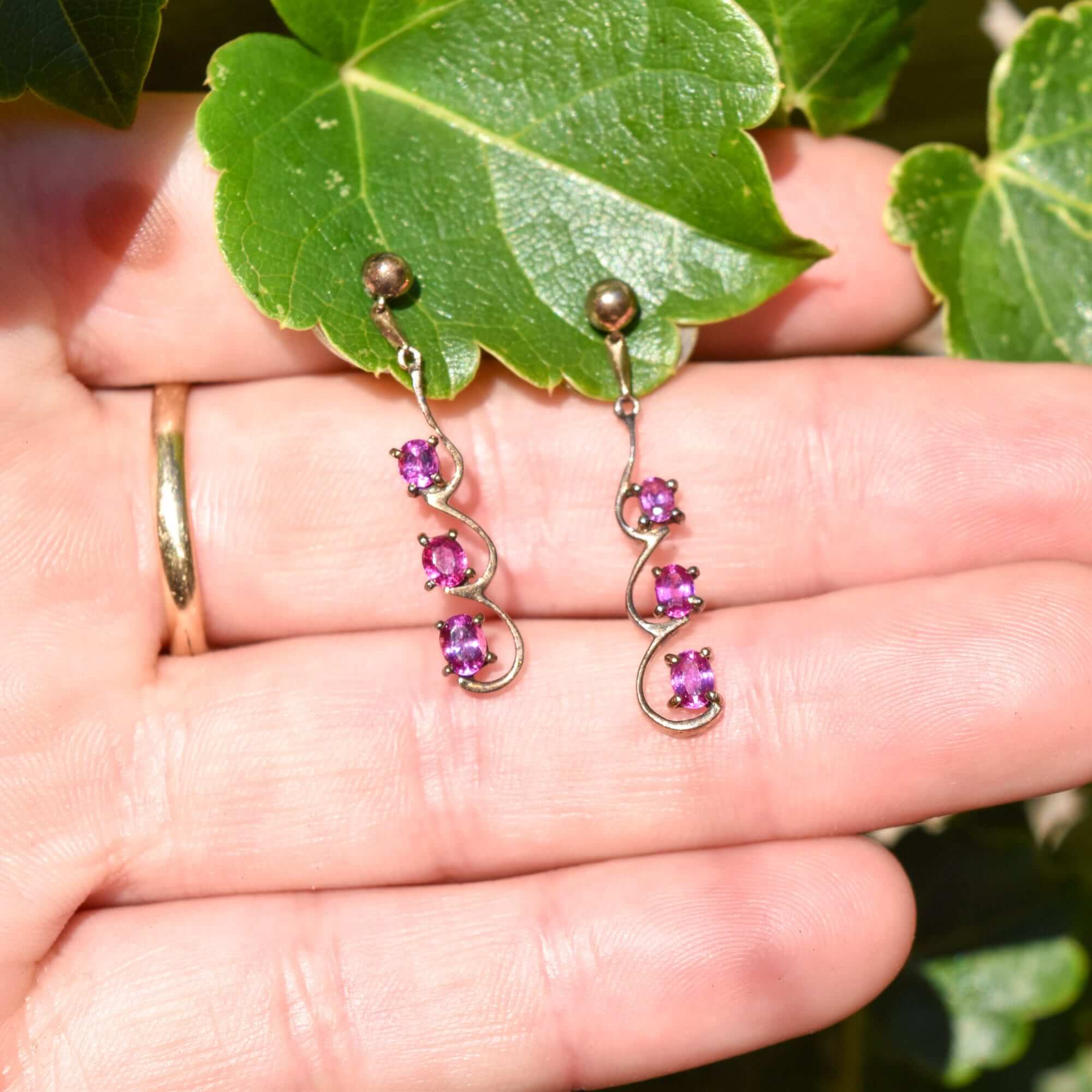 Elegant 14K Pink Tourmaline Pierced Dangle Earrings, Scalloped 3-Stone Earrings, Estate Jewelry, 30mm
