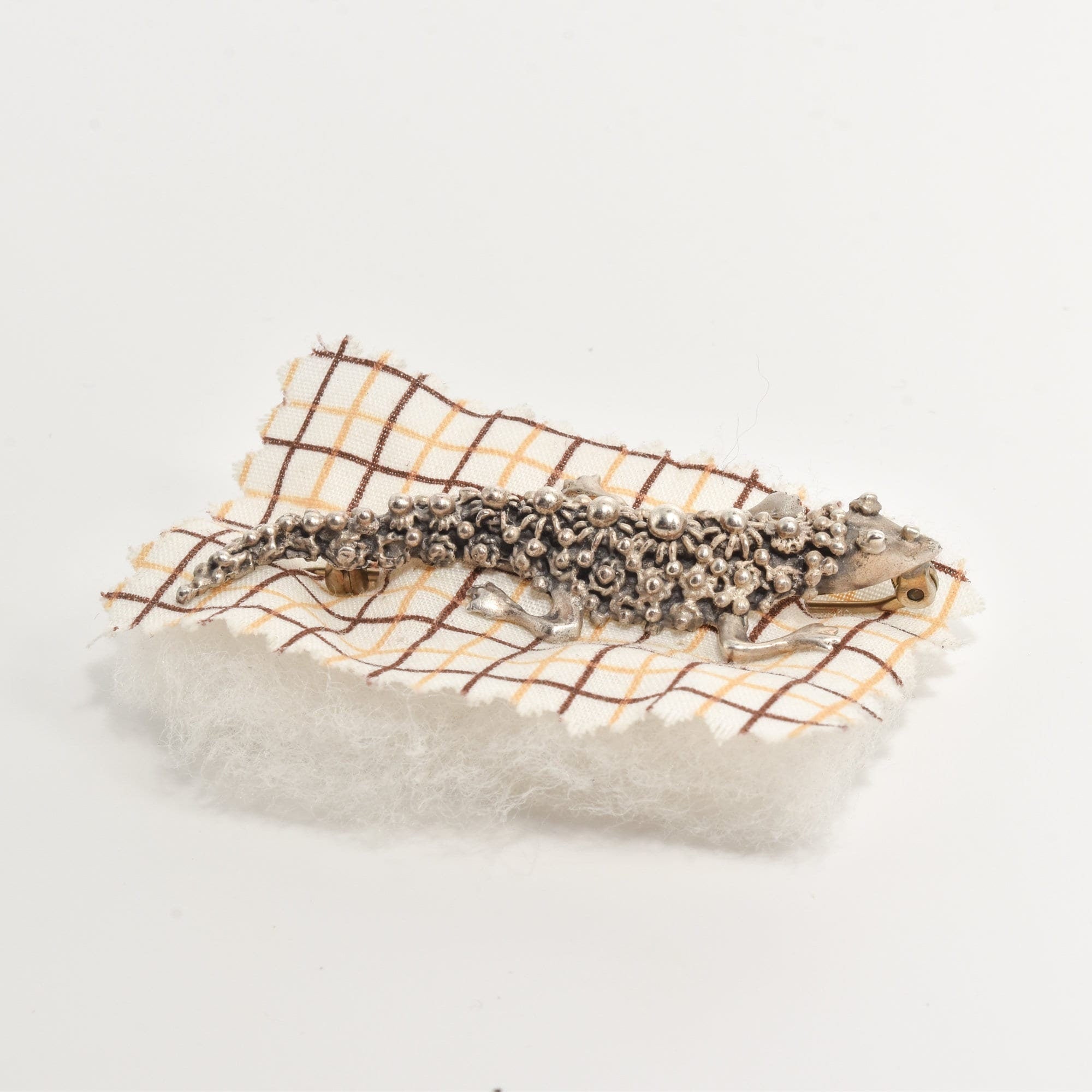 Sterling Silver Cannetille Lizard Brooch, Pebbled Silver Gecko Label Pin, Estate Jewelry, 2.25" L