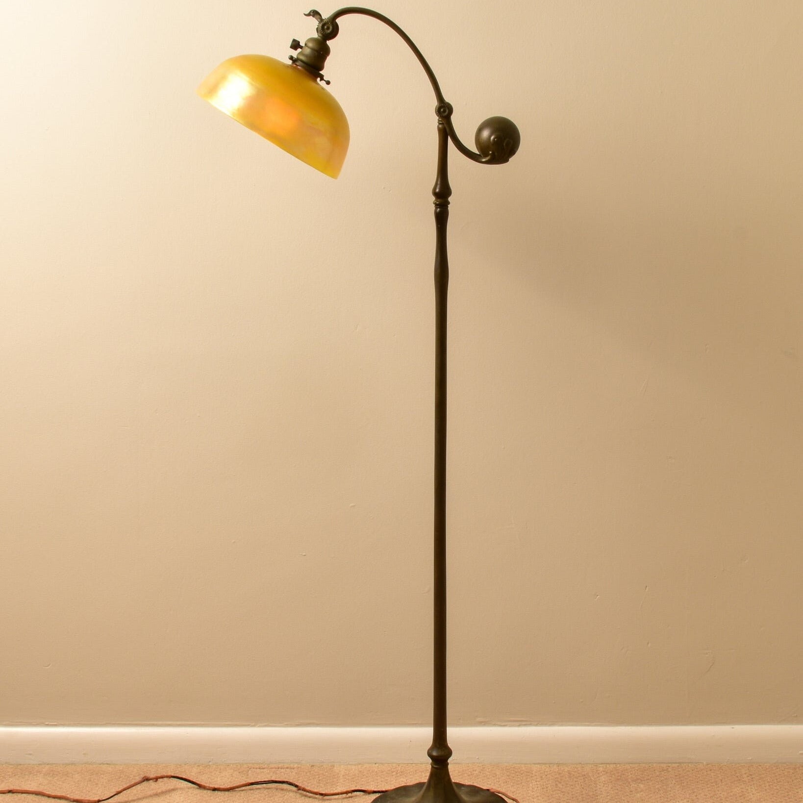 Antique L.C.T. TIFFANY STUDIOS New York Favrile Counterbalance Floor Lamp, Working Condition,