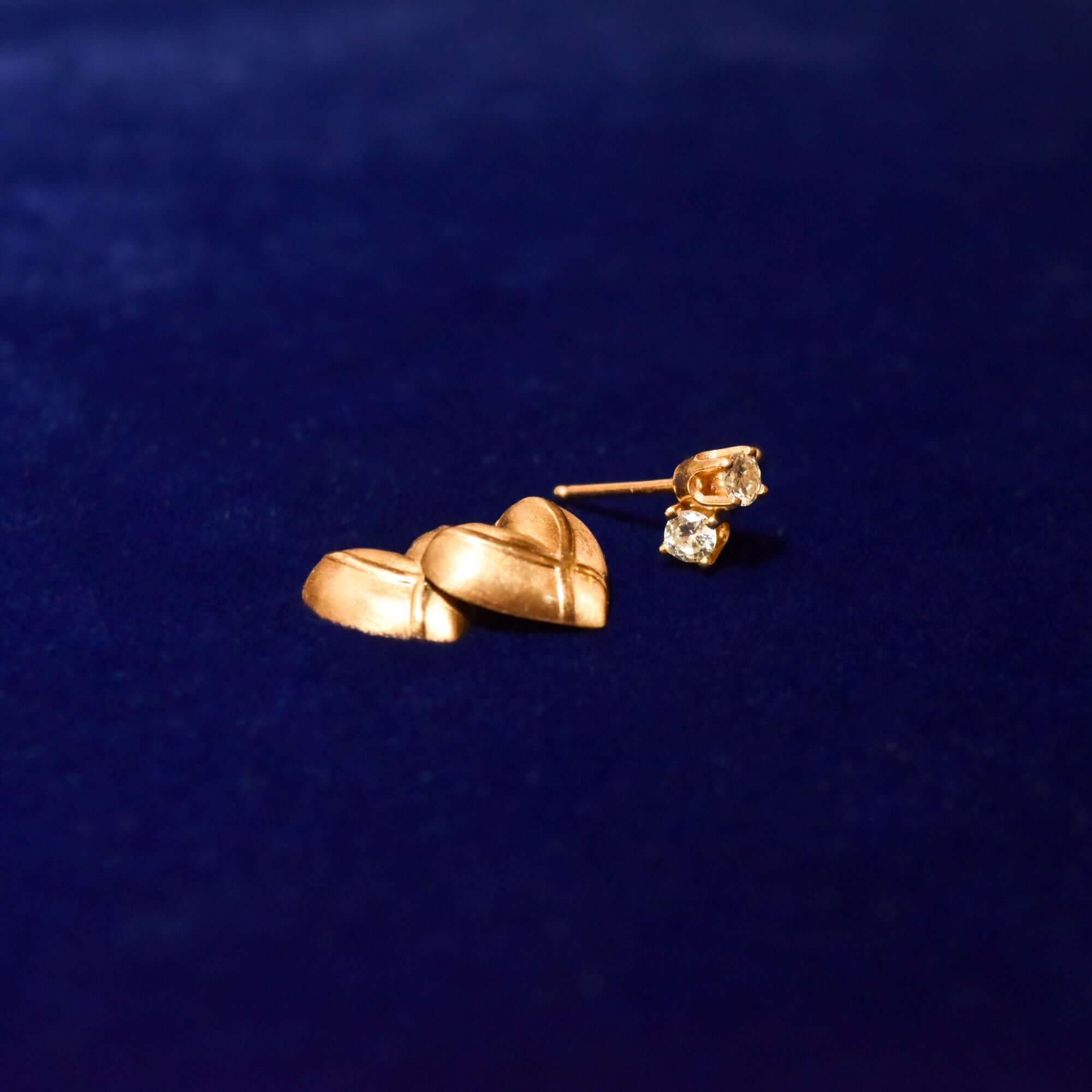 10K CZ Diamond Heart Stud Earrings In Yellow Gold