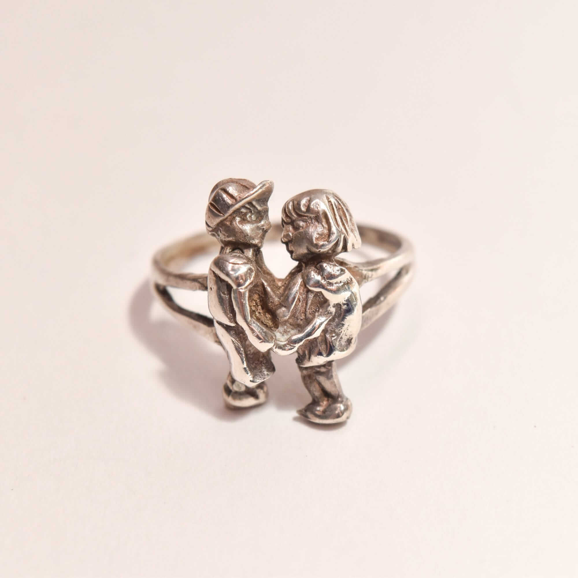 Cute Sterling Silver Lovers Ring With Movable Figures, Boy Girl Couple, Valentines Day Gift, 7 1/4 US
