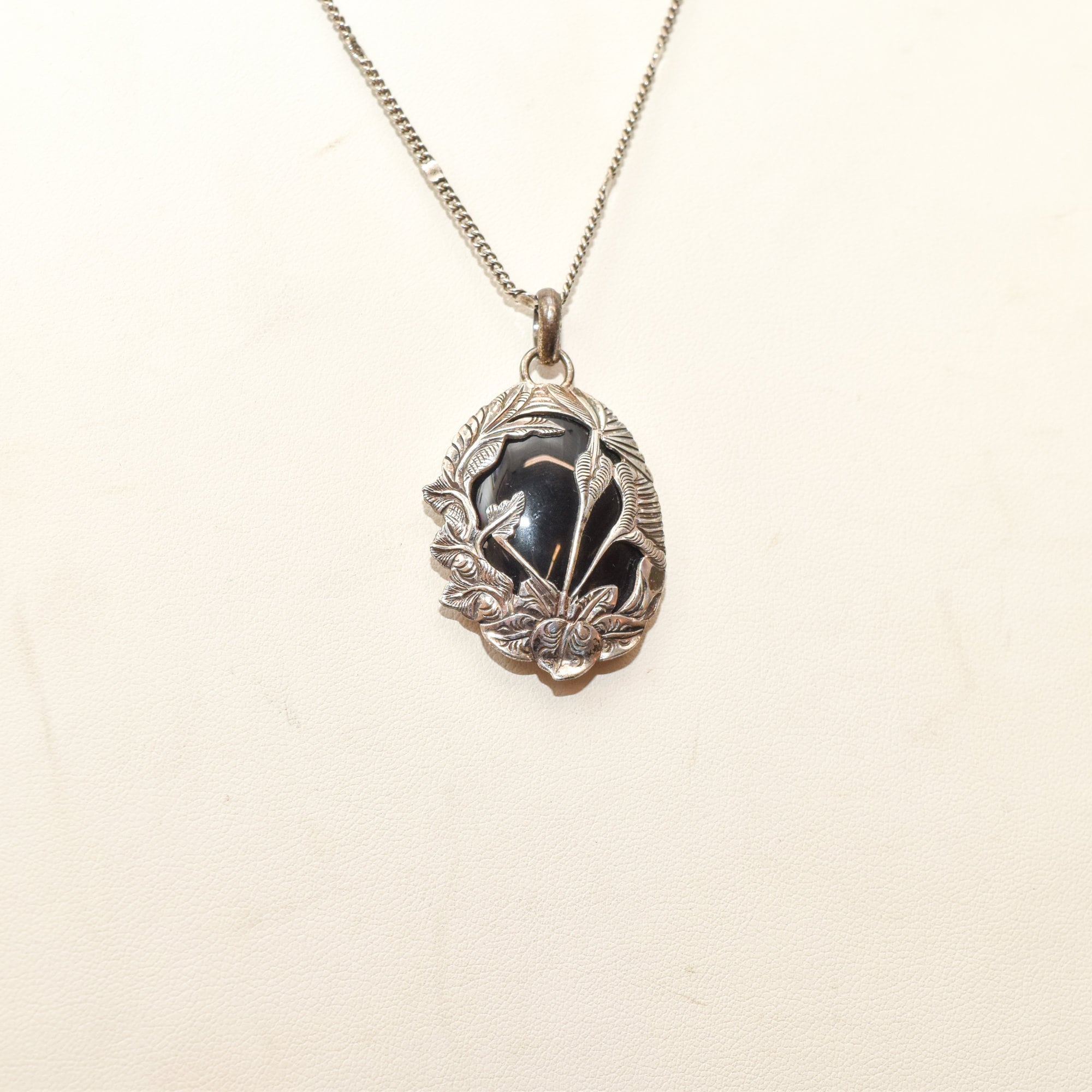 Sterling Silver Black Onyx Pendant Necklace, Beautiful Leaf Motifs, Valentines Day Gift, 30.75" L