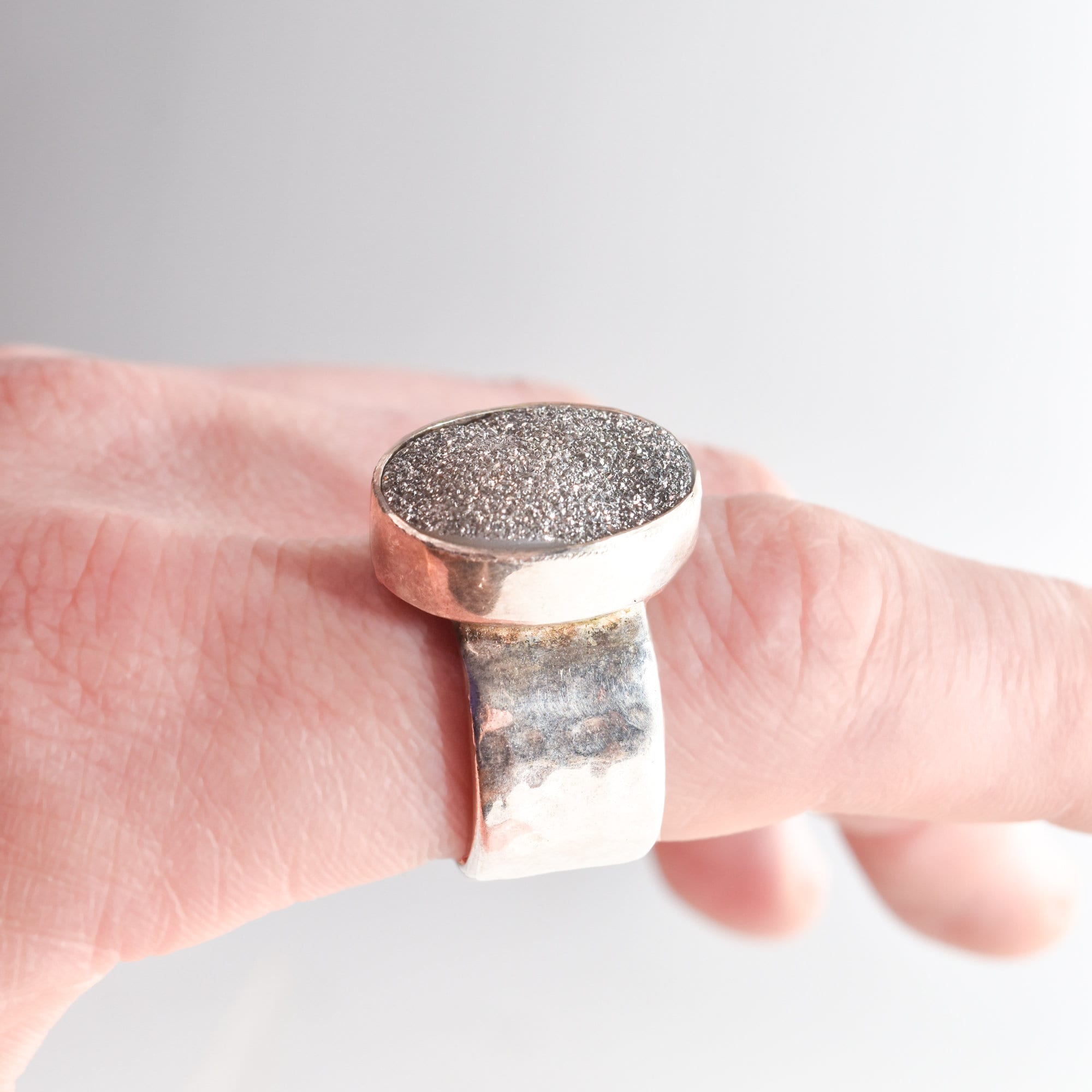 Sparkly Sterling Silver Druzy Quartz Ring, Chunky Hammered Ring, Gemstone Jewelry, Size 10 1/4 US