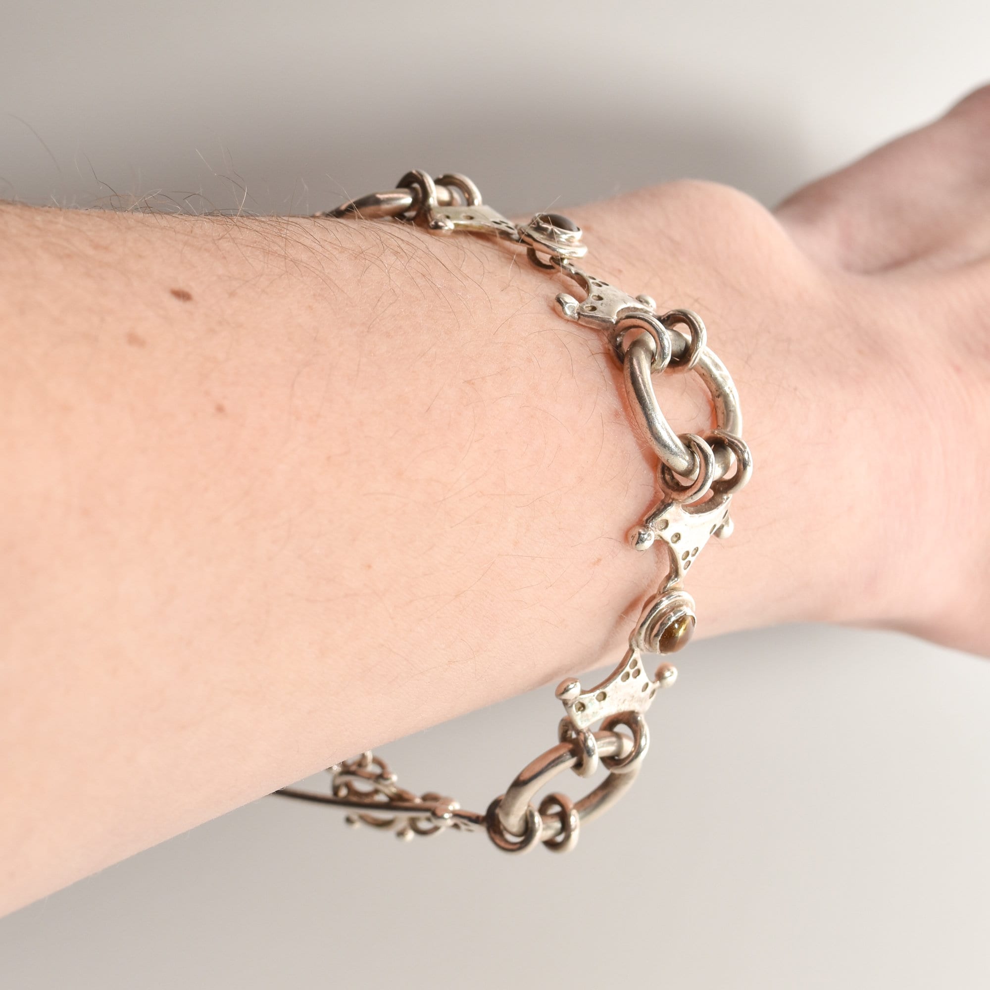 Modernist Sterling Silver Citrine Crown Circle Link Bracelet, Unique Chain Bracelet, 7.75"