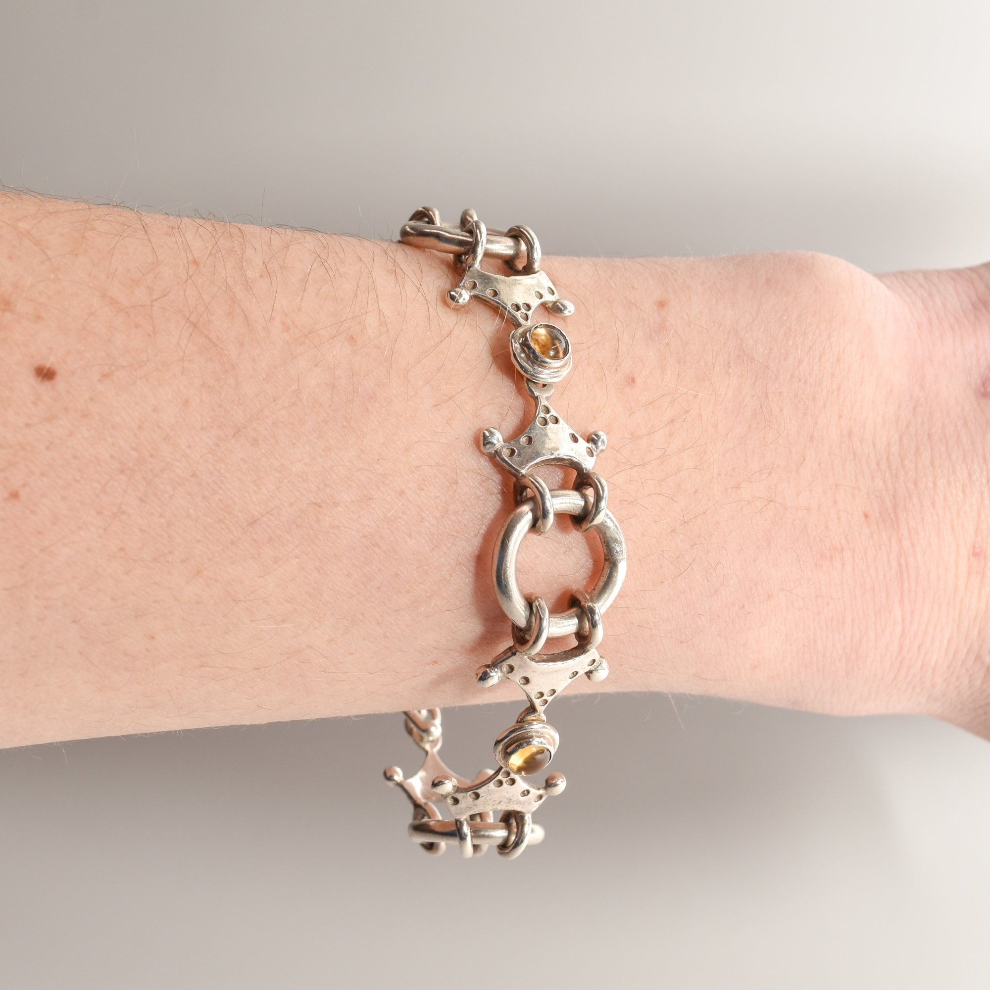 Modernist Sterling Silver Citrine Crown Circle Link Bracelet, Unique Chain Bracelet, 7.75"