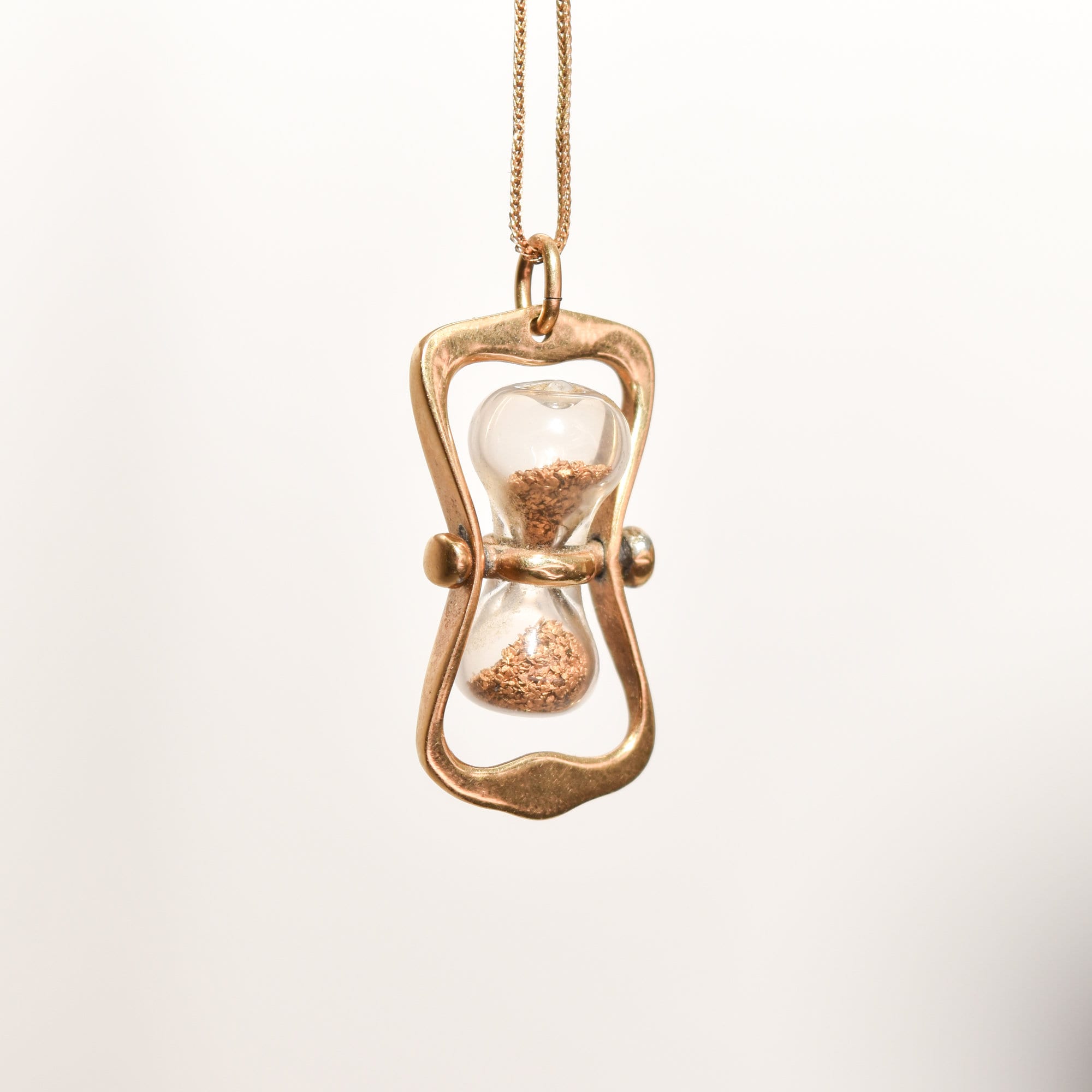 14K Hourglass Pendant With Gold Dust, Movable Swivel Pendant, Estate Jewelry, 36mm