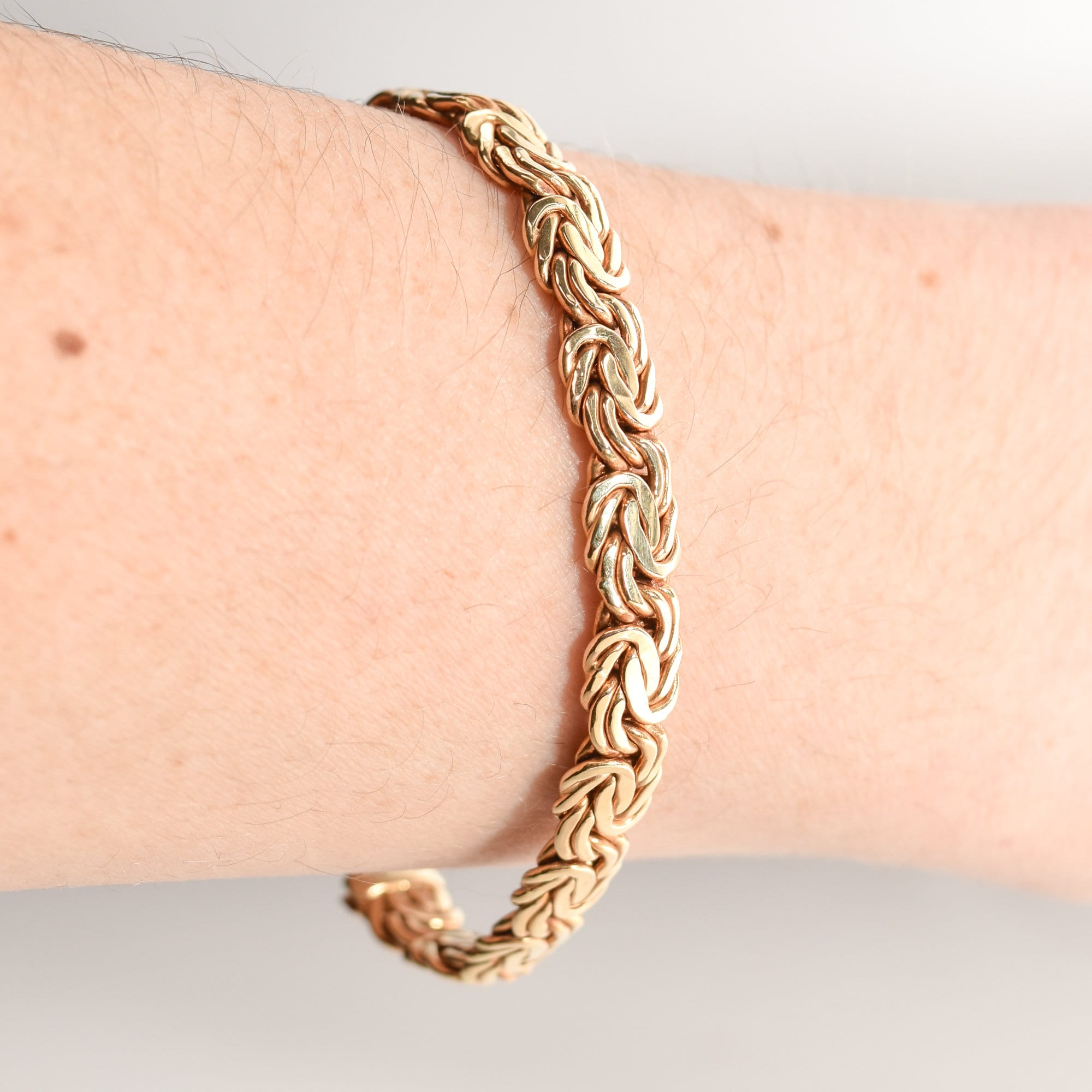 14K Yellow Gold Turkish Byzantine Bracelet on wrist, Unisex Gold Chain Bracelet, 7.25 inch Estate Jewelry.