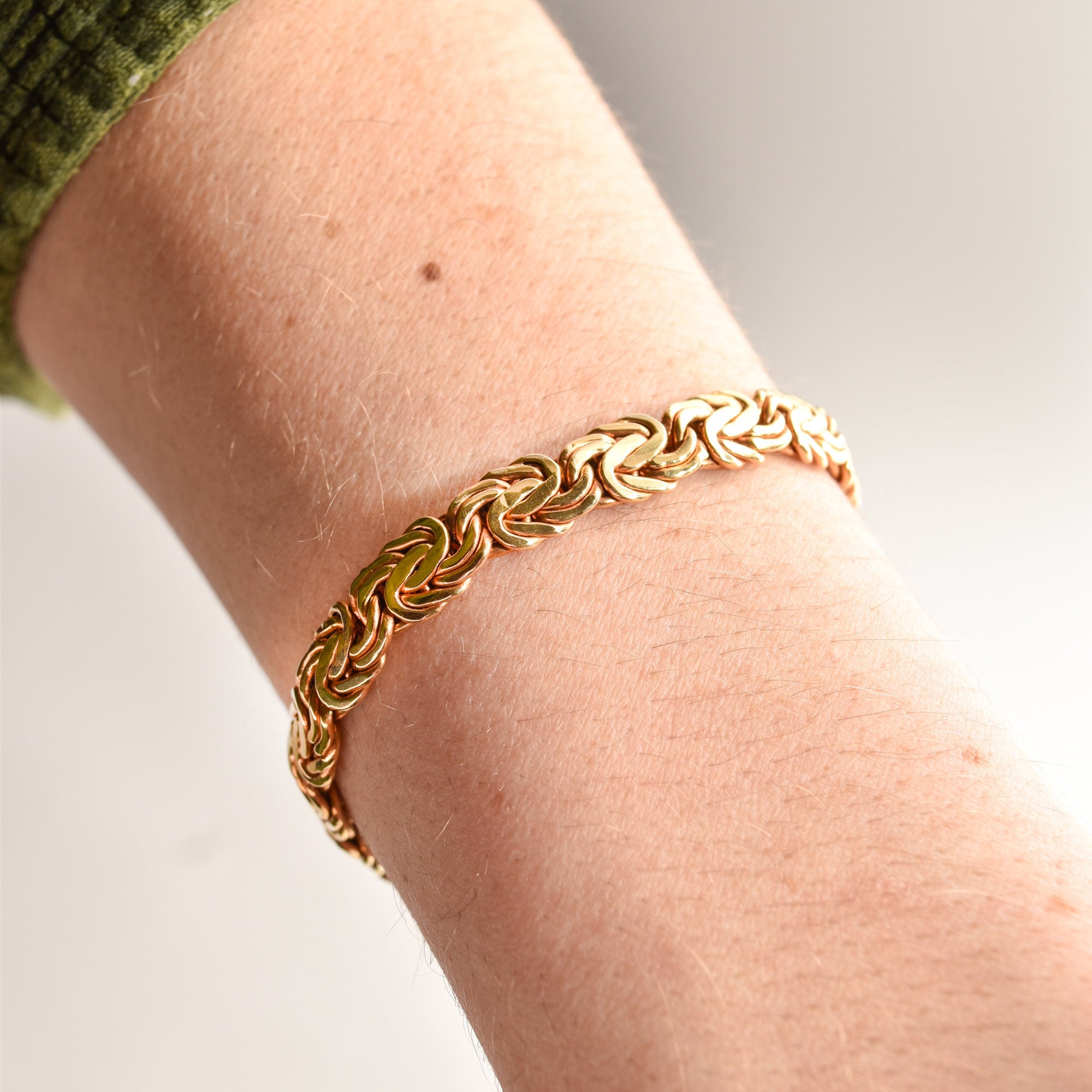 14K yellow gold Turkish Byzantine bracelet on wrist, unisex gold chain bracelet, estate jewelry, 7.25 inches