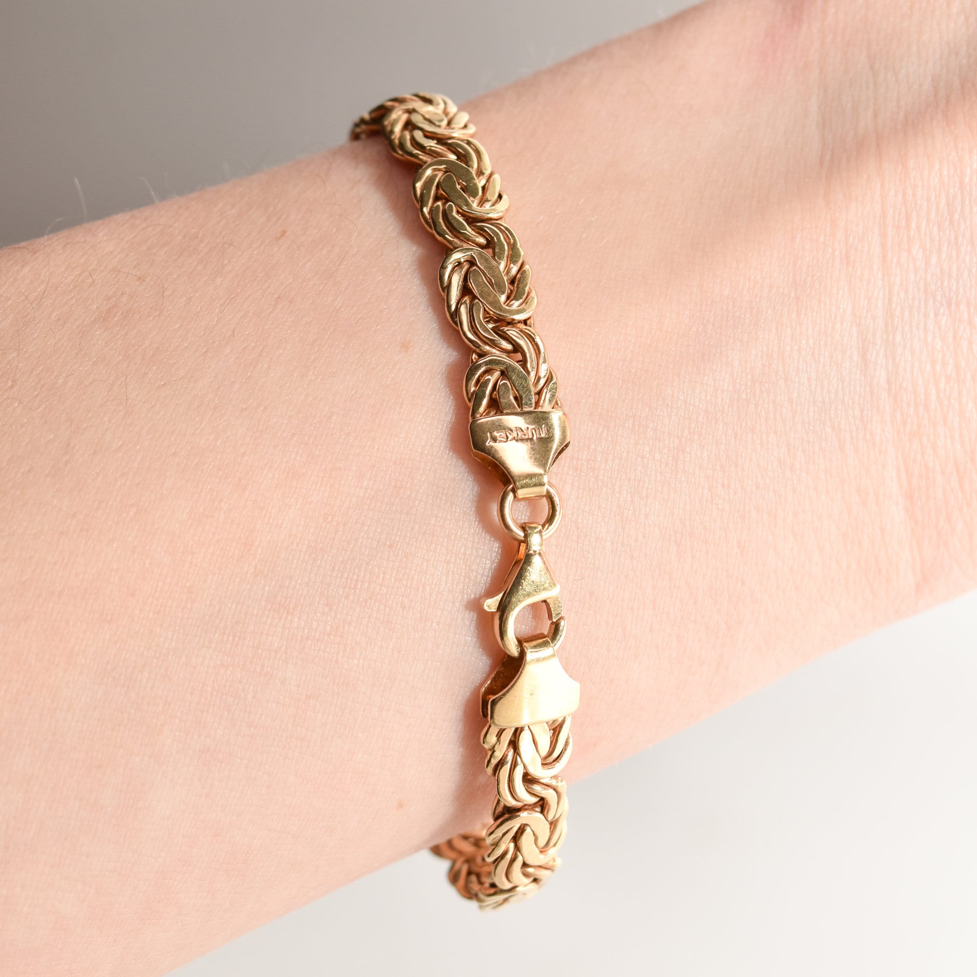 14K Yellow Gold Turkish Byzantine Chain Bracelet on Wrist, Unisex Estate Jewelry, 7.25 Inches